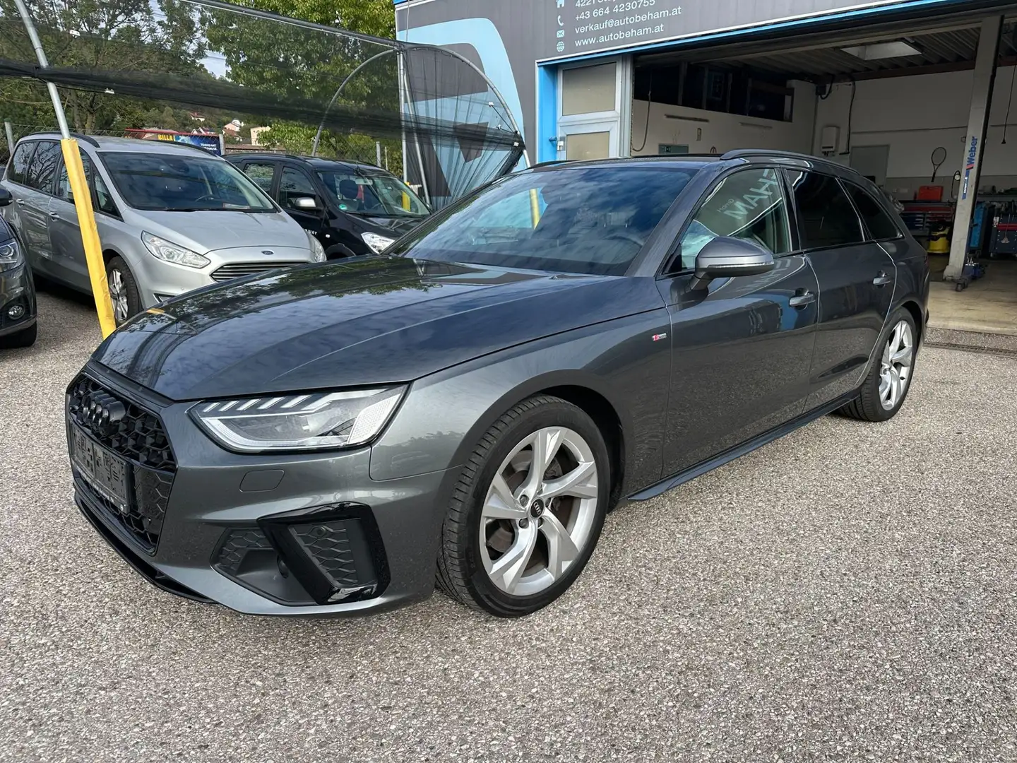 Audi A4 Avant 35 TDI S-line S-tronic Matrix-ACC Grau - 1