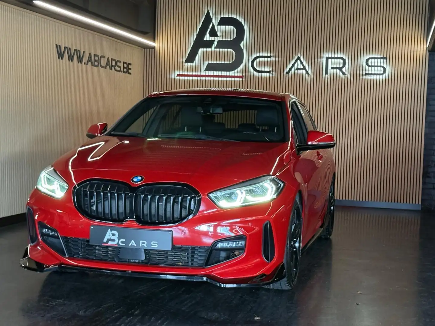 BMW 118 iA * PACK M PERFORMANCE * GAR 12 MOIS * Rojo - 2