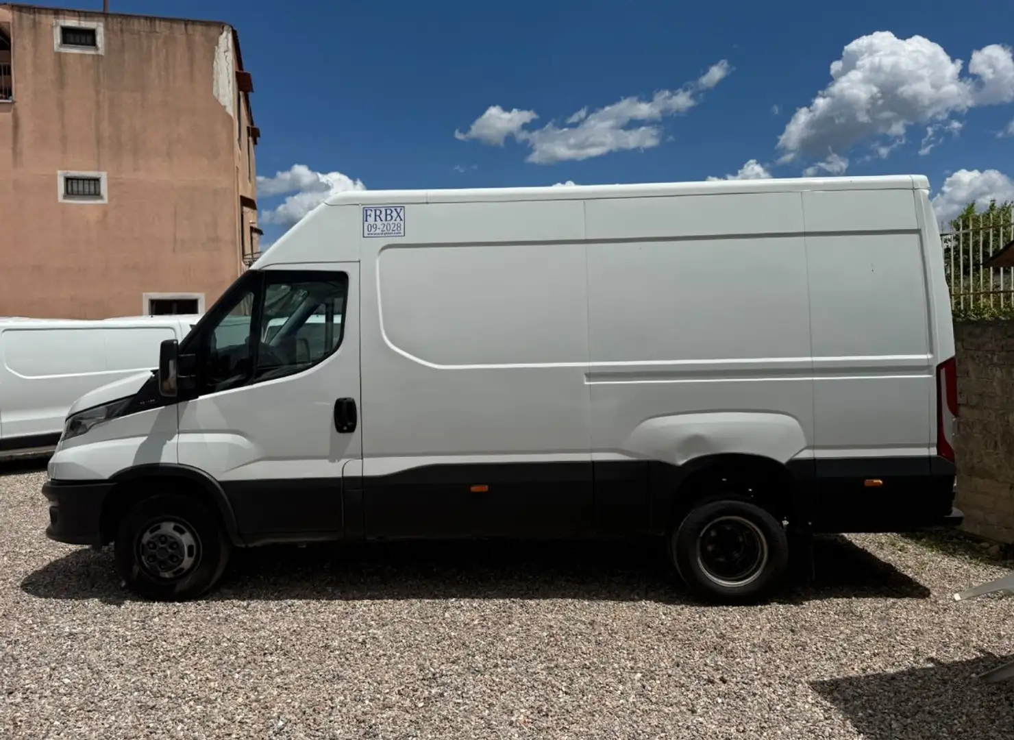 Iveco Daily Iveco Daily 35C18 3.0 180CV Frigo Thermo King Blanc - 2