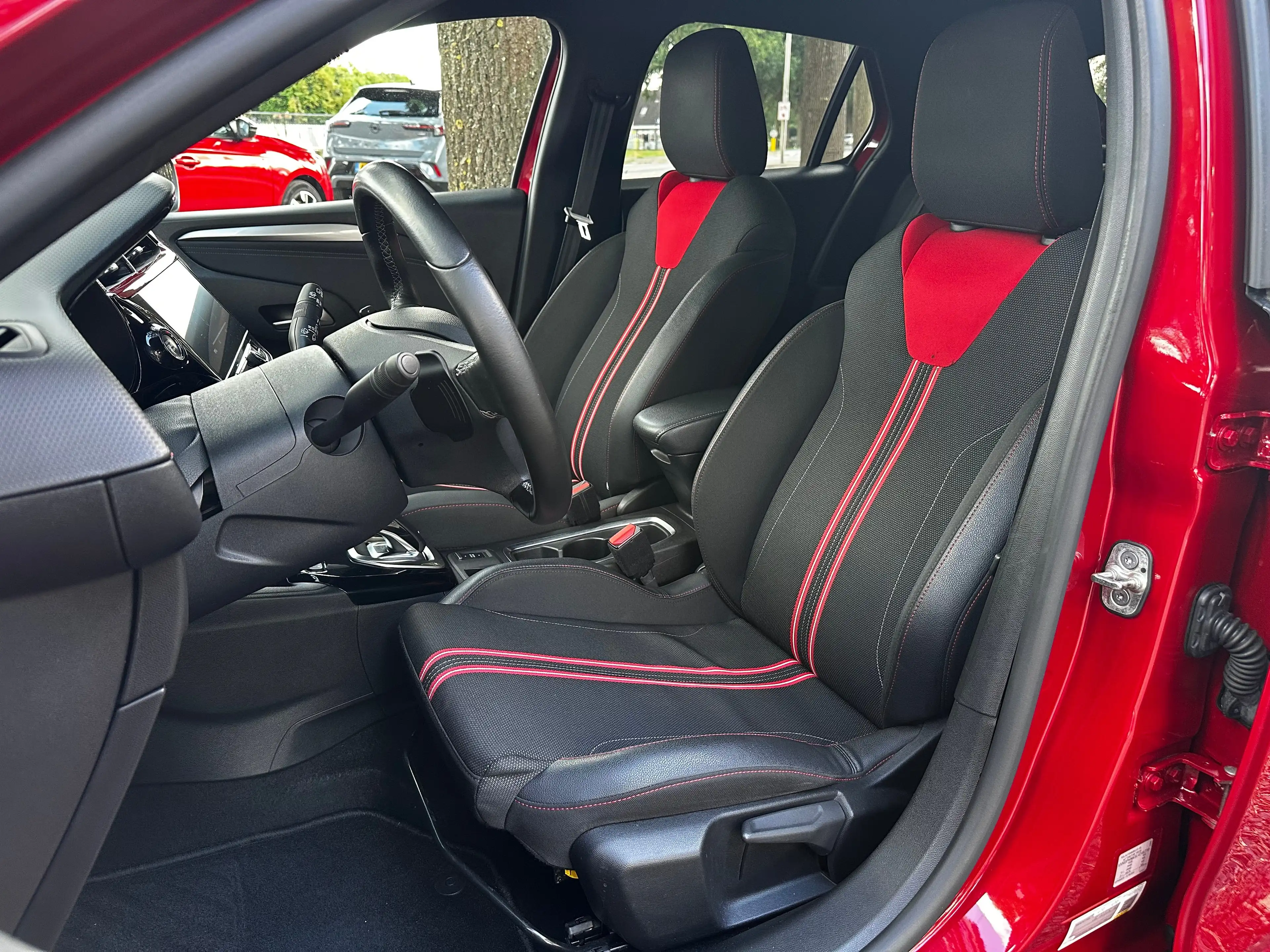Opel Corsa 1.2 100PK GS Line Automaat | AUTOMAAT| TREKHAAK AF — photo 37