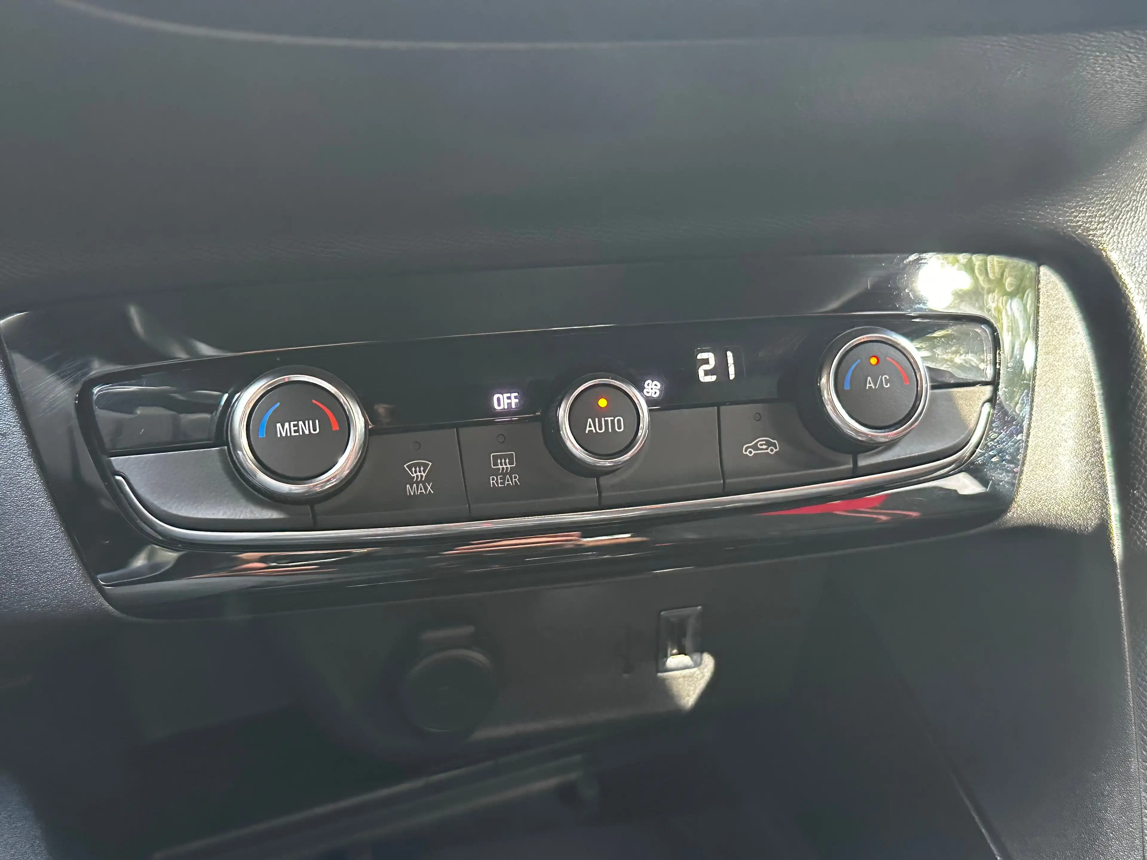 Opel Corsa 1.2 100PK GS Line Automaat | AUTOMAAT| TREKHAAK AF — photo 29