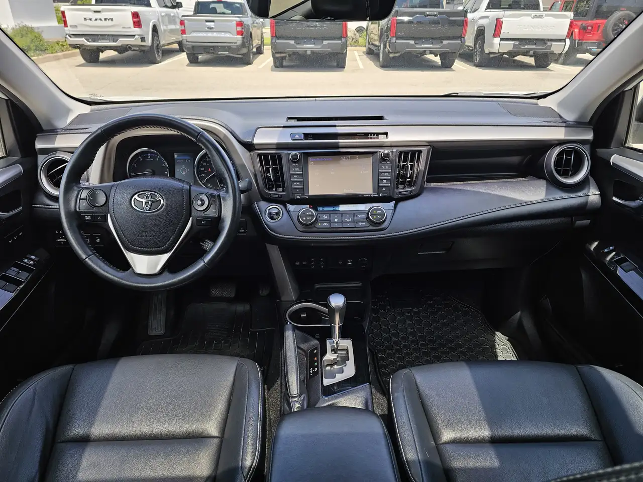 Toyota RAV 4 снимка Toyota RAV 4