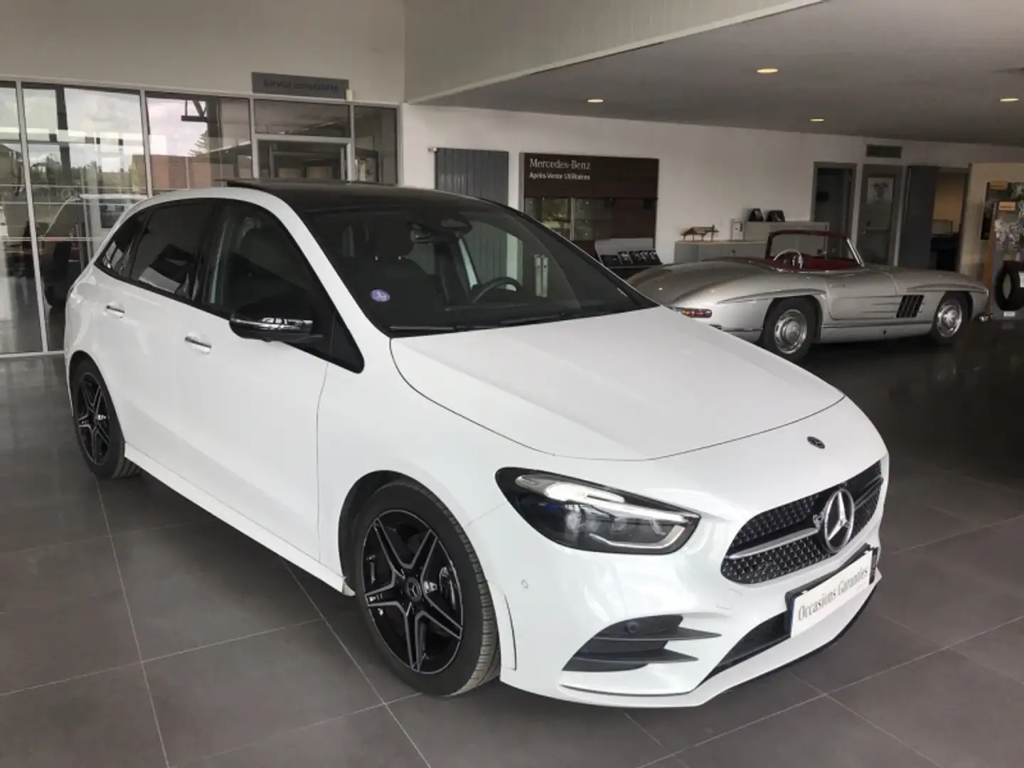 Mercedes-Benz B 180 180 136ch AMG Line 7G-DCT - 2