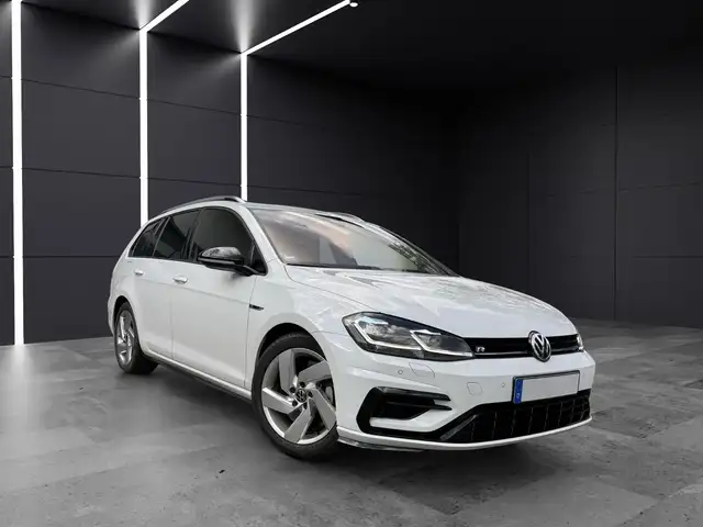 Volkswagen Golf view 7