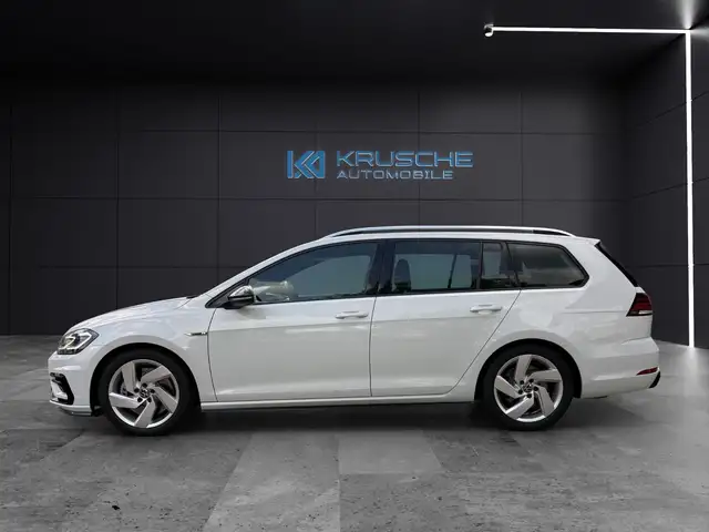 Volkswagen Golf view 2