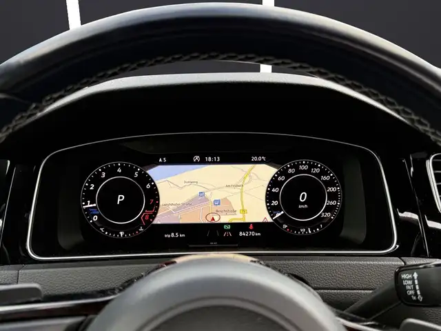 Volkswagen Golf view 12