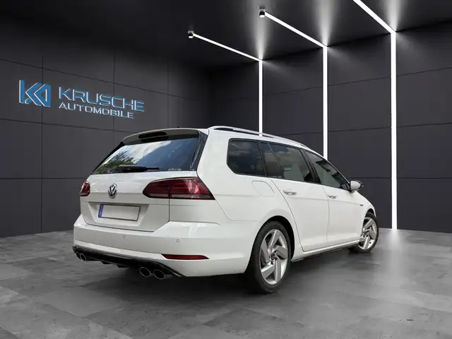 Volkswagen Golf view 5