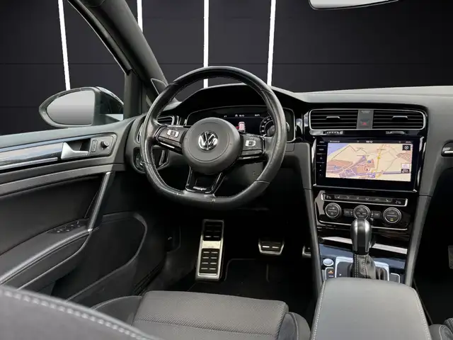 Volkswagen Golf view 13