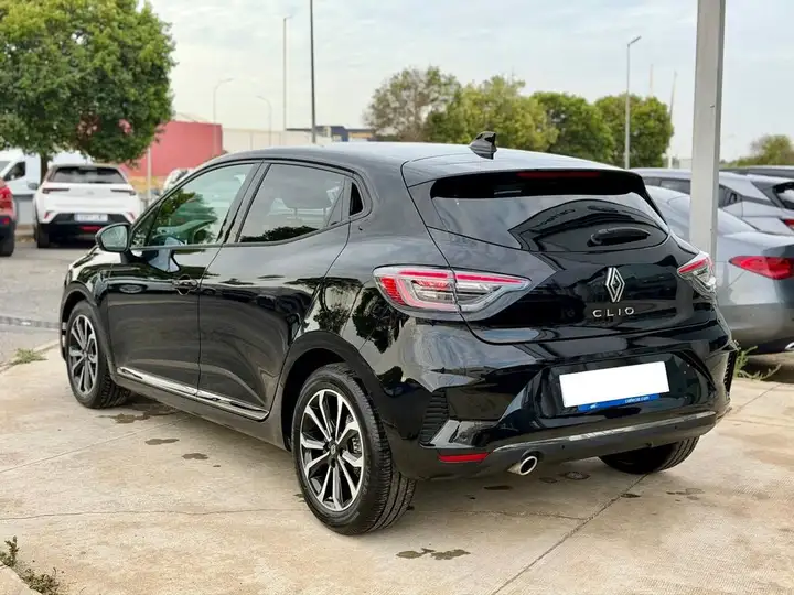 Renault Clio techno TCe 2025, foto 4