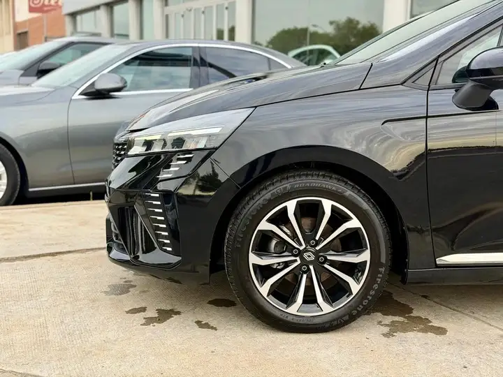 Renault Clio techno TCe 2025, foto 9