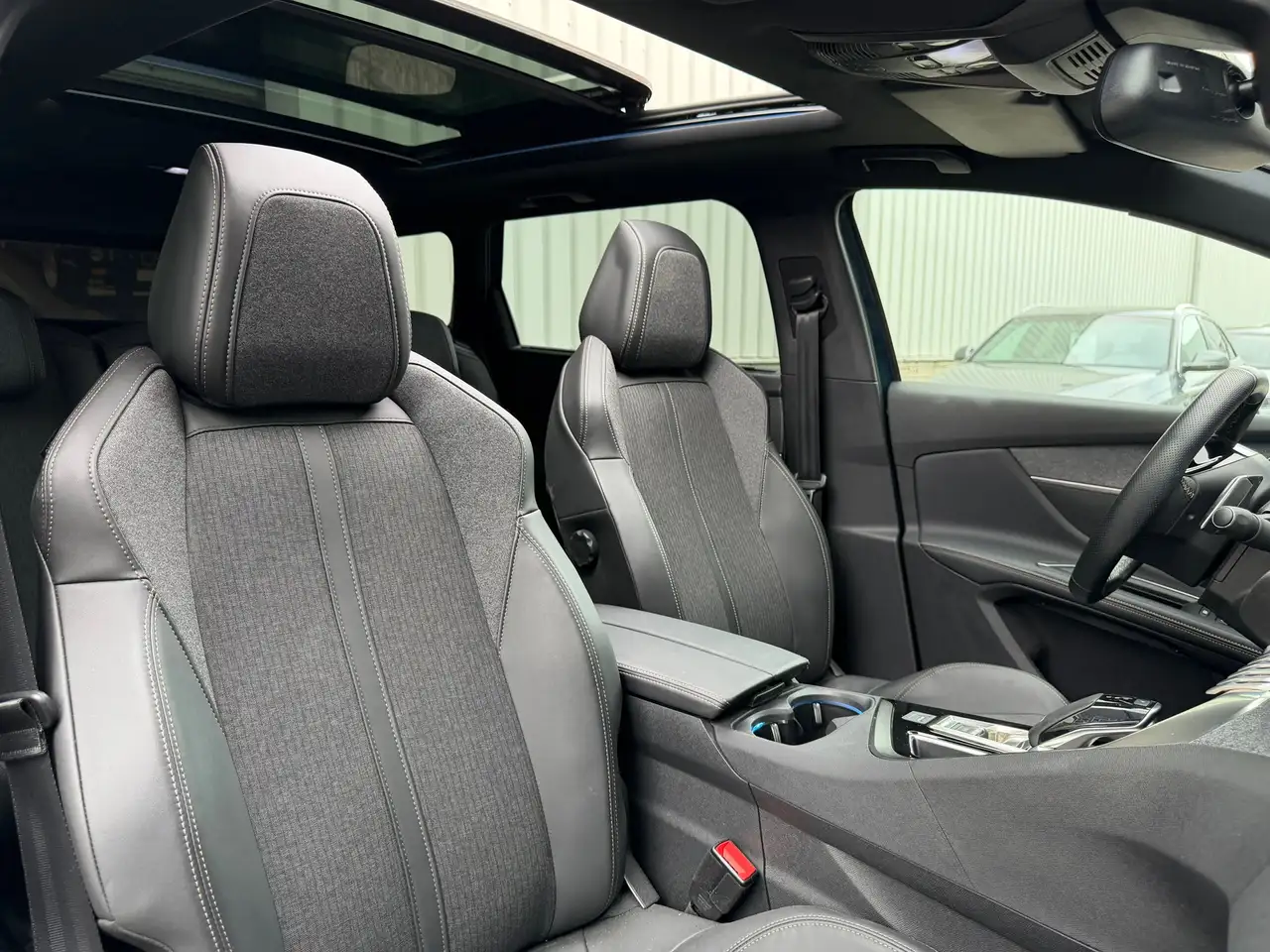 Peugeot 5008 1.2 PureTech GT-Line Panorama Camera Carplay 7p., миниатюра 21