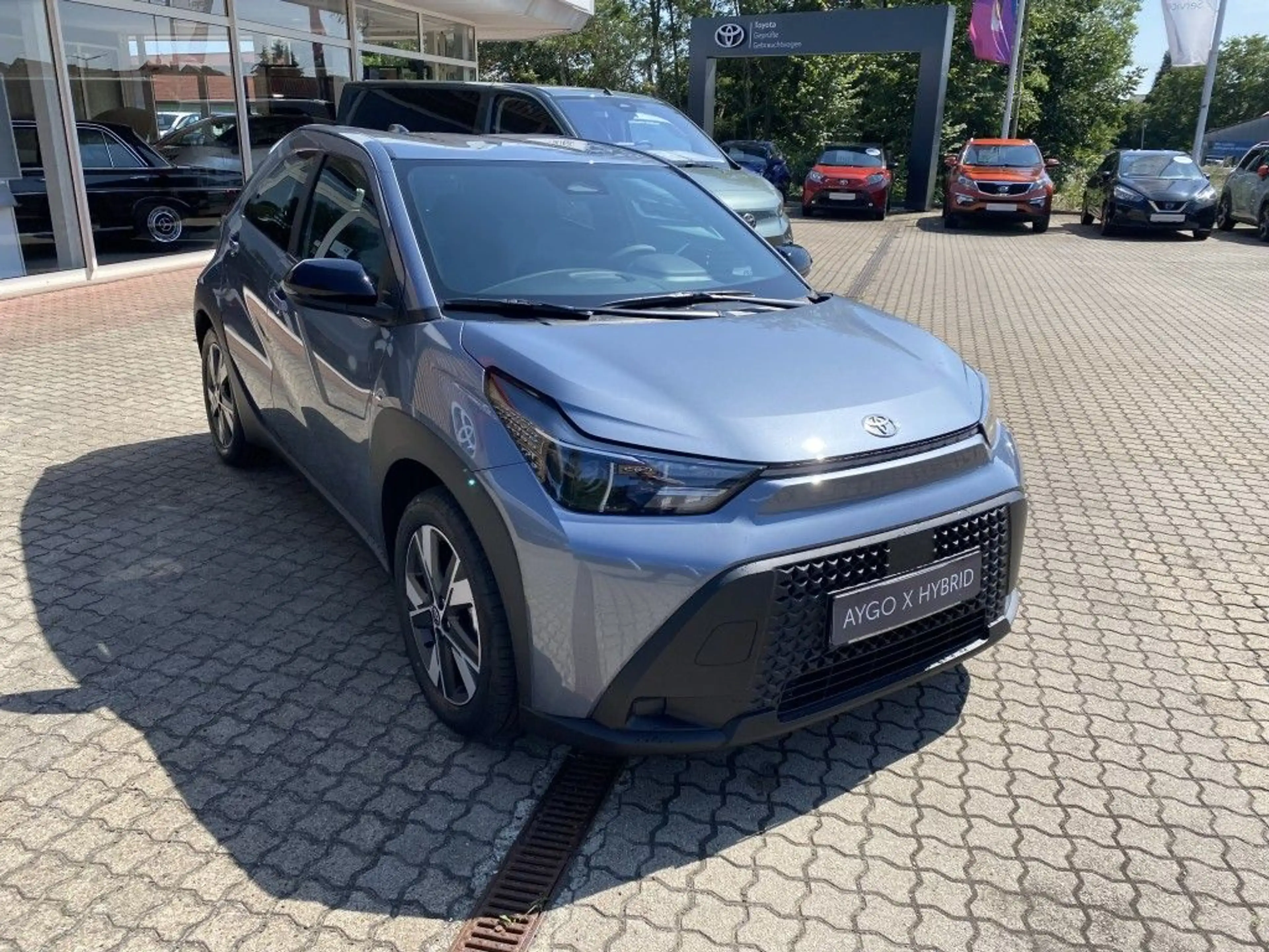 Toyota Aygo X 1,5 Hybrid AT Active inkl. 1 Satz Alu-Winterkomple — photo 3