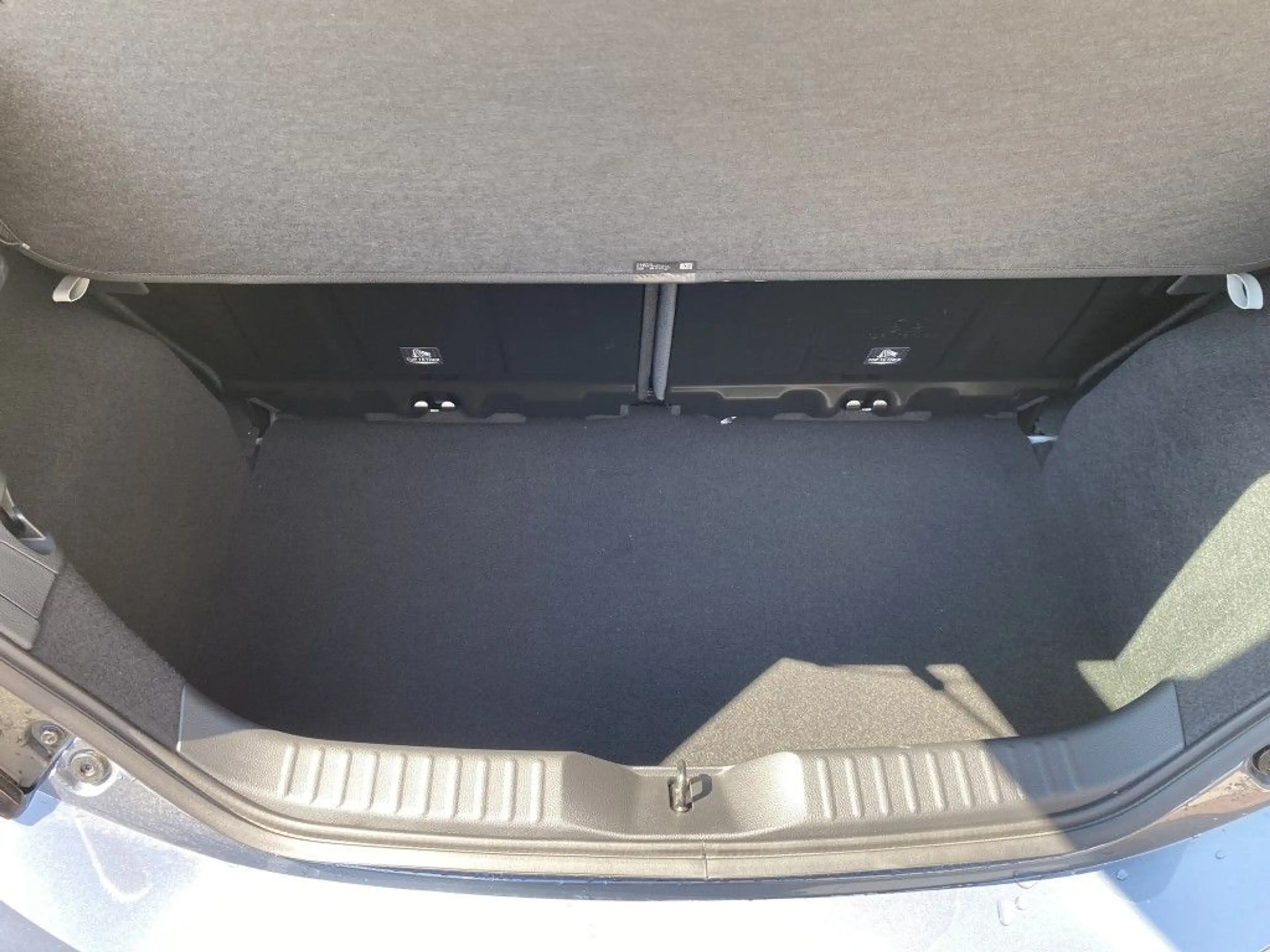 Toyota Aygo X 1,5 Hybrid AT Active inkl. 1 Satz Alu-Winterkomple — photo 7