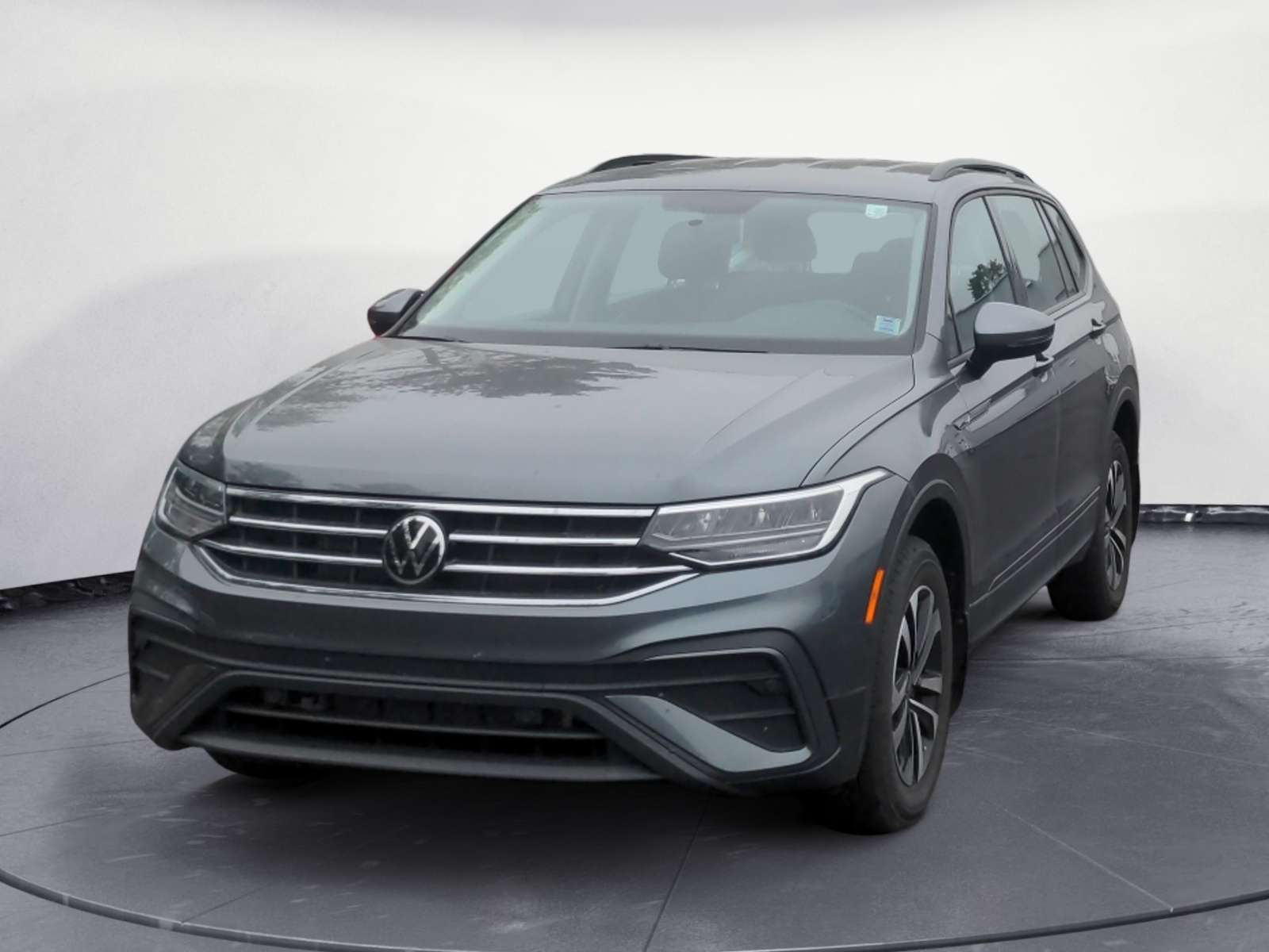 2022 Volkswagen Tiguan SUV / Crossover All-Wheel Drive 8-Speed Automatic