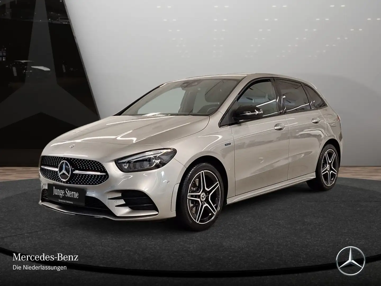Mercedes-Benz B 250 e AMG+NIGHT+AHK+MULTIBEAM+KAMERA+KEYLESS+8G Silber - 2