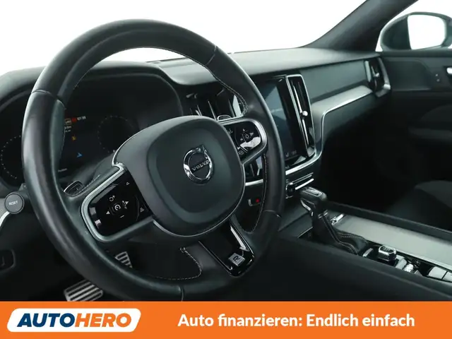 Volvo V60 view 11
