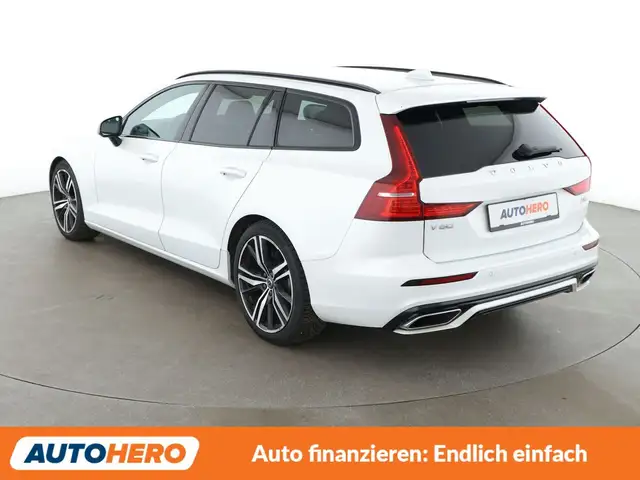 Volvo V60 view 4