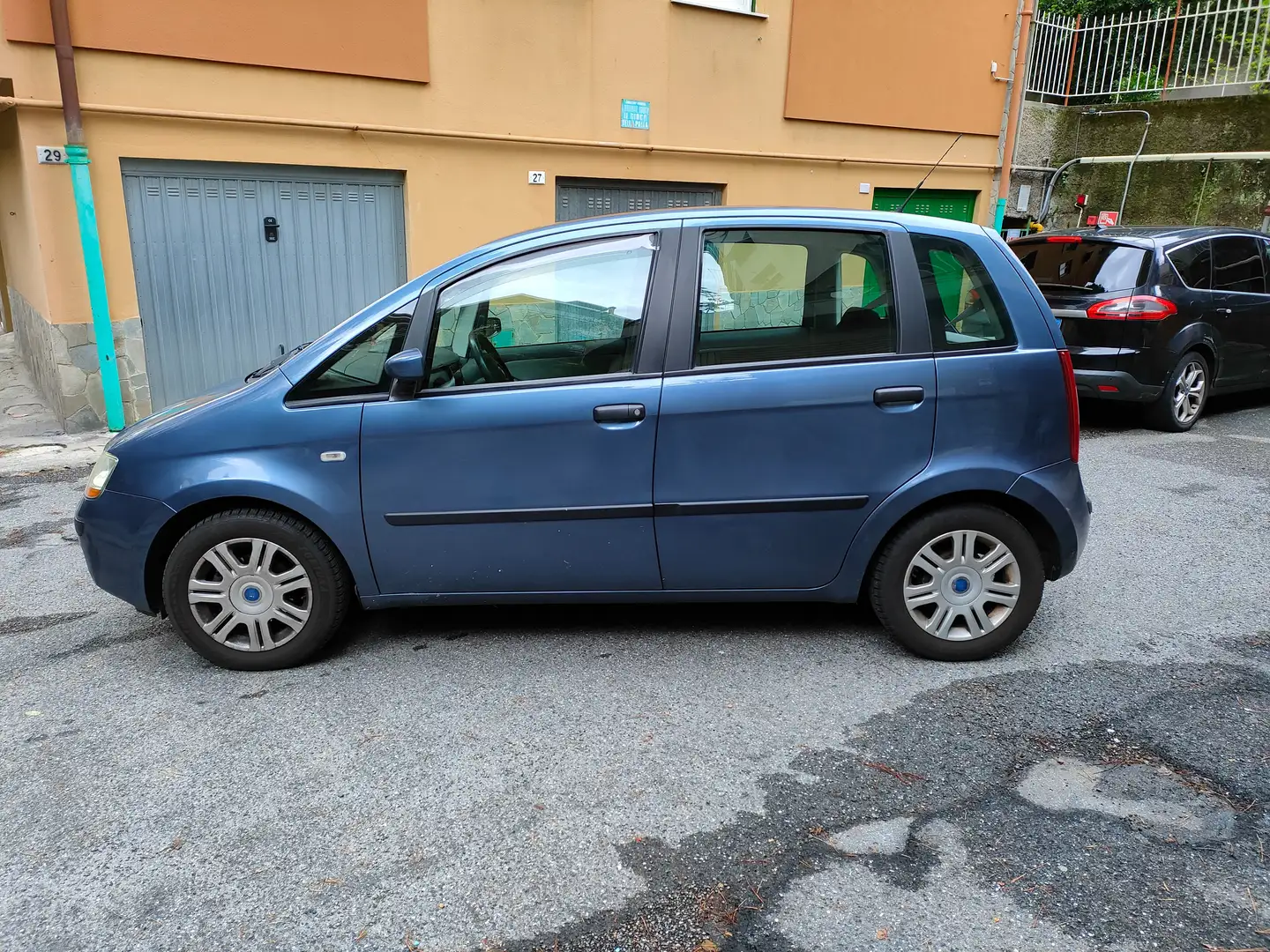 Fiat Idea Idea 1.3 mjt 16v Dynamic Modrá - 2