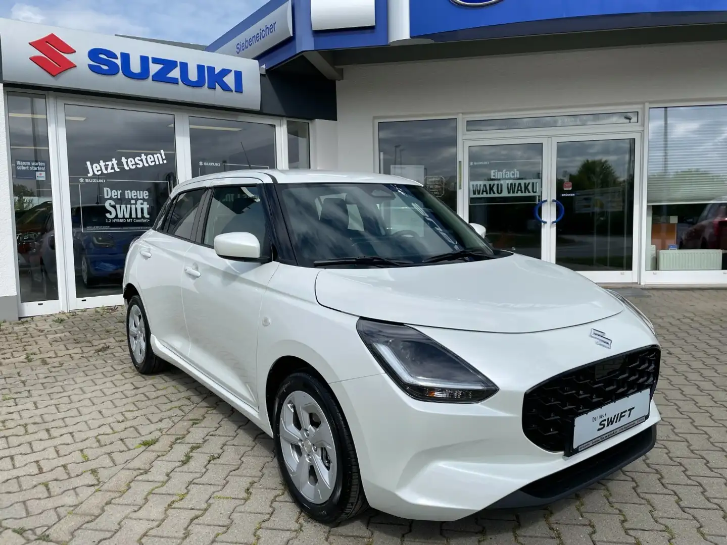 Suzuki Swift 1.2 Comfort*LED*PTC*SHZ*NAVI Wit - 1
