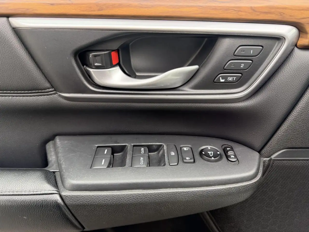 Honda CR-V снимка Honda CR-V