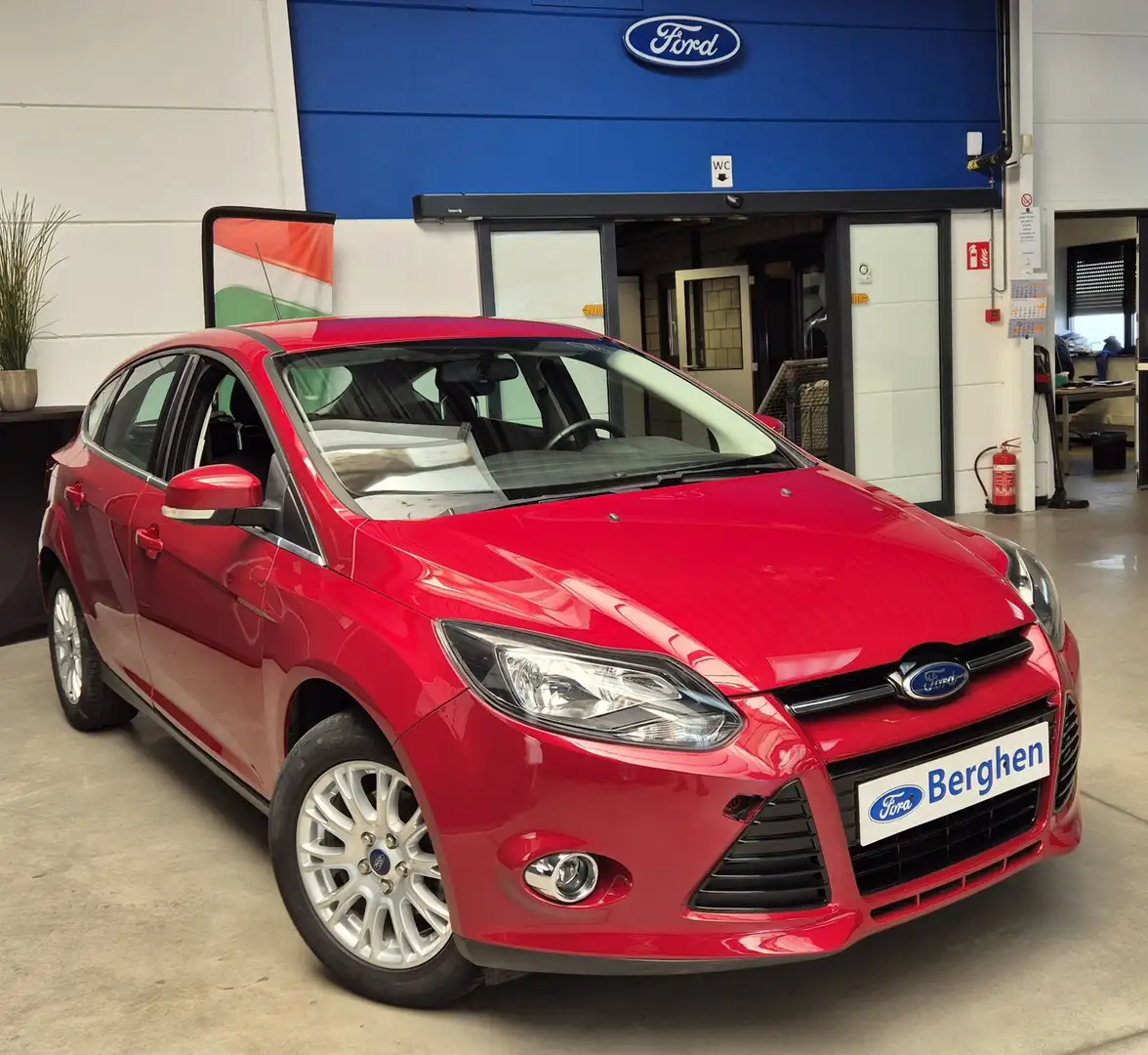 Ford Focus Ti-VCT Titanium - 1