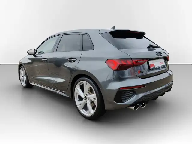 Audi S3 view 9