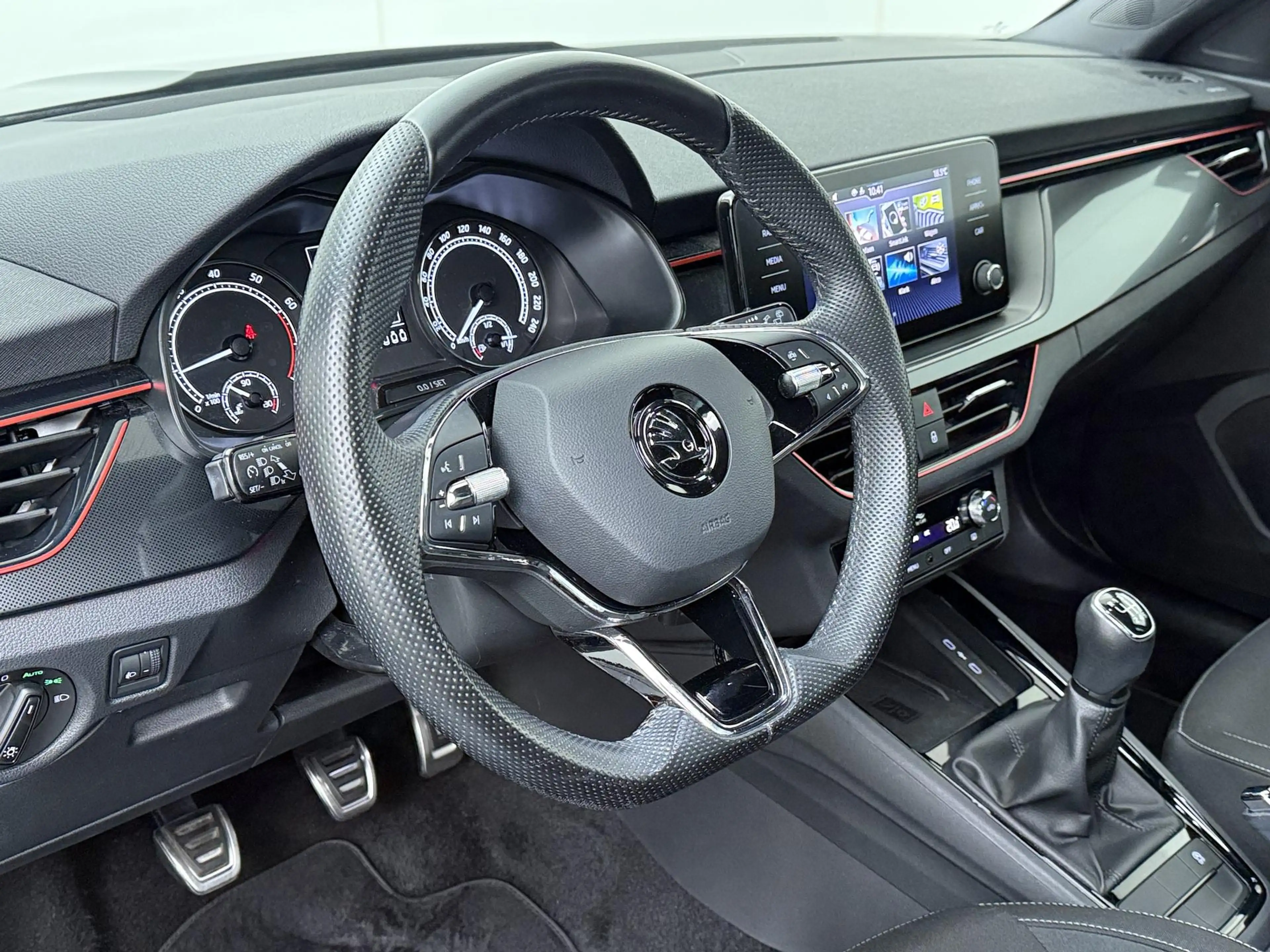 Skoda Kamiq 1.0 TSI Sport Business | 110 PK | Trekhaak wegklap — photo 6