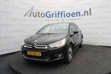 1.6 VTi Chic keurige 5-deurs met trekhaak met nieu
