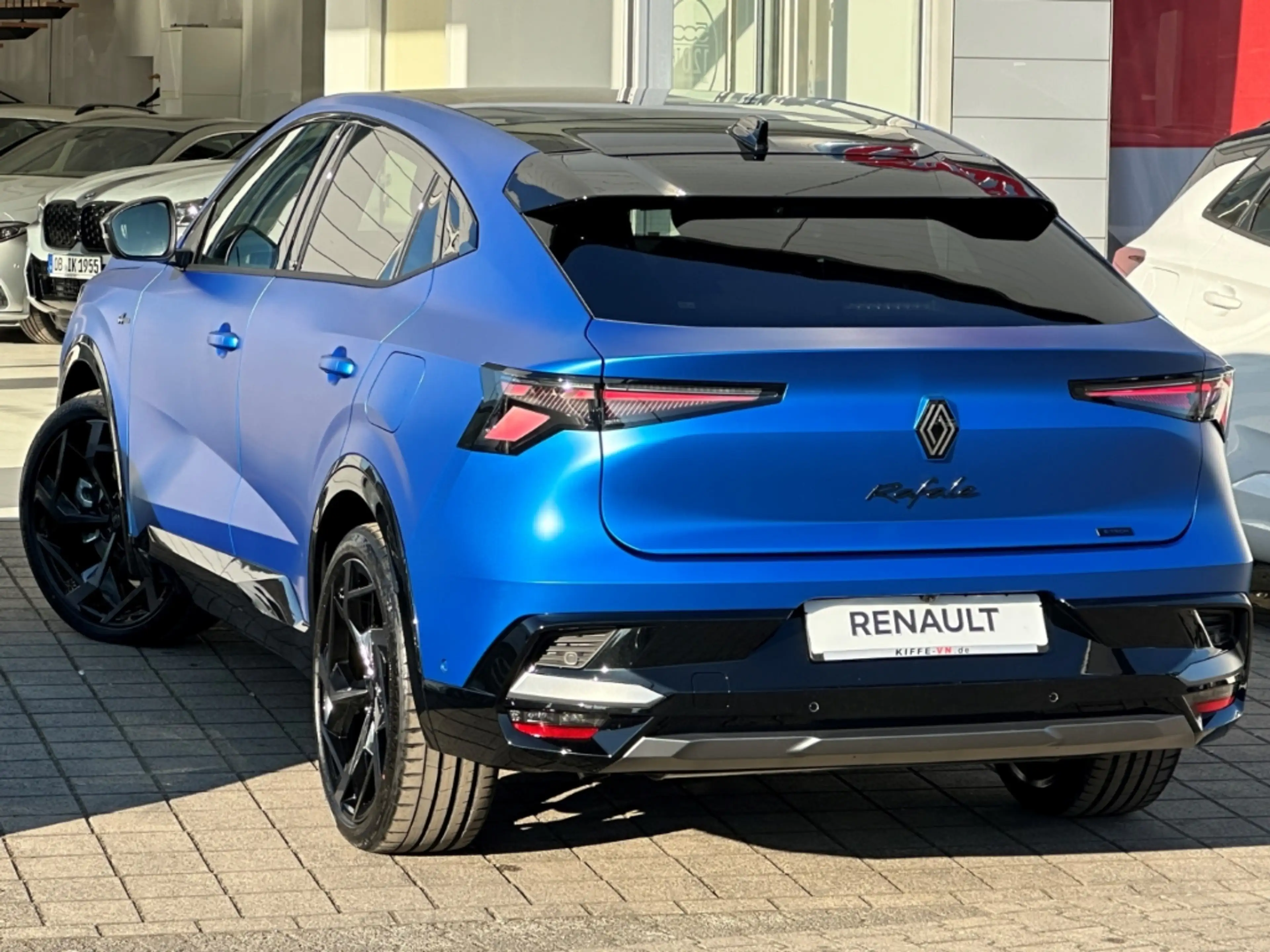 Renault Rafale Atelier Alpine E-Tech Plug-in Hybrid 300 4x4 Panor — photo 4