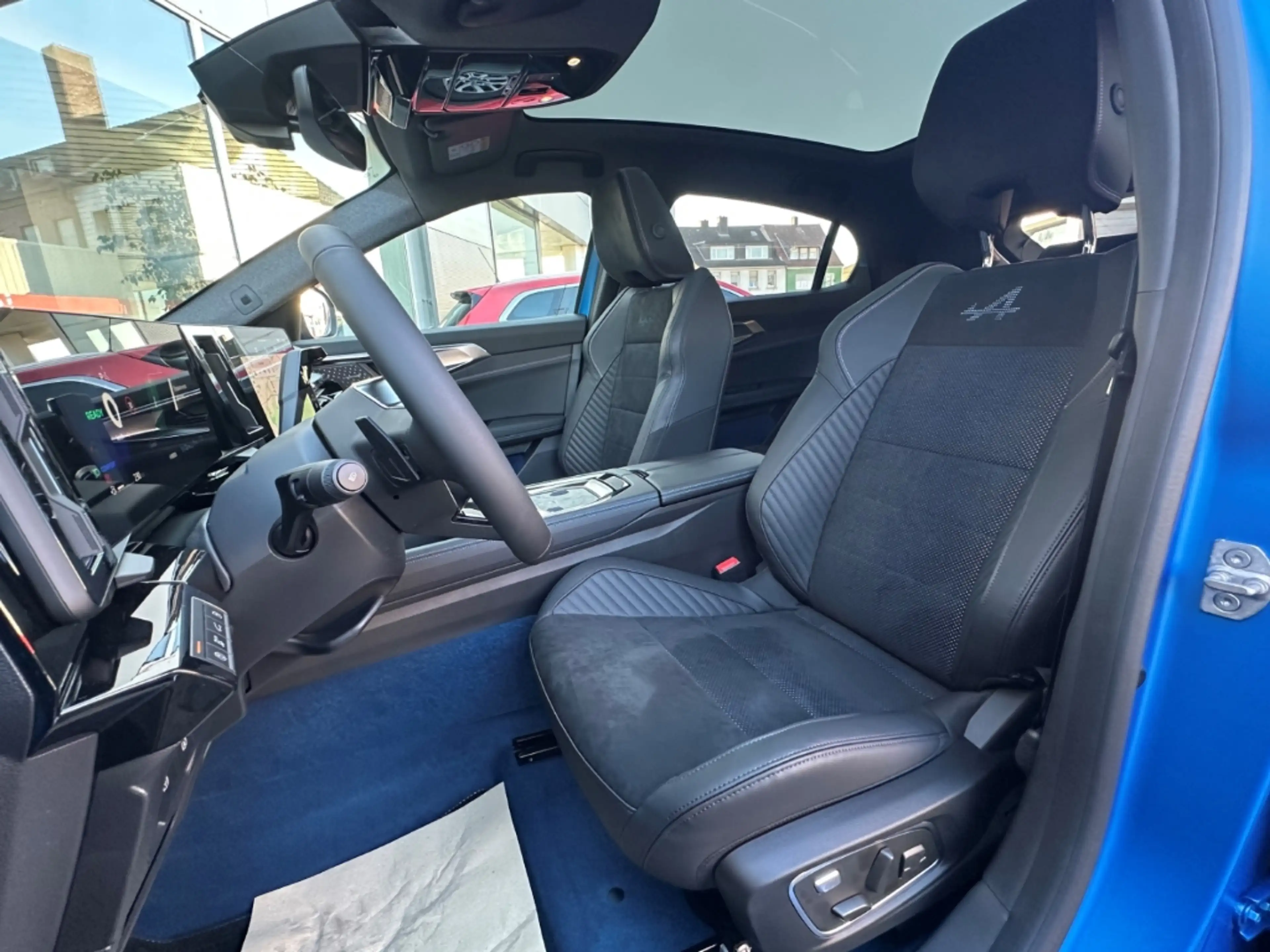 Renault Rafale Atelier Alpine E-Tech Plug-in Hybrid 300 4x4 Panor — photo 15