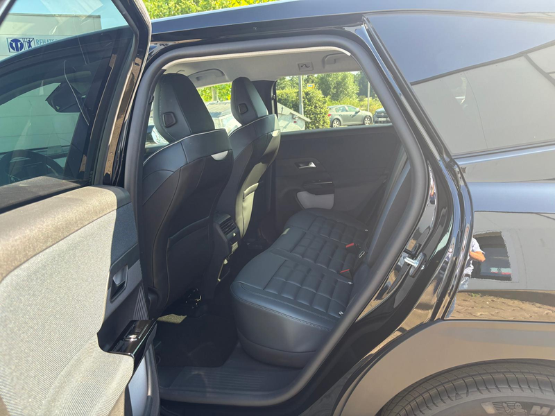 Citroen C5 Aircross 145 Hybrid MAX — photo 13