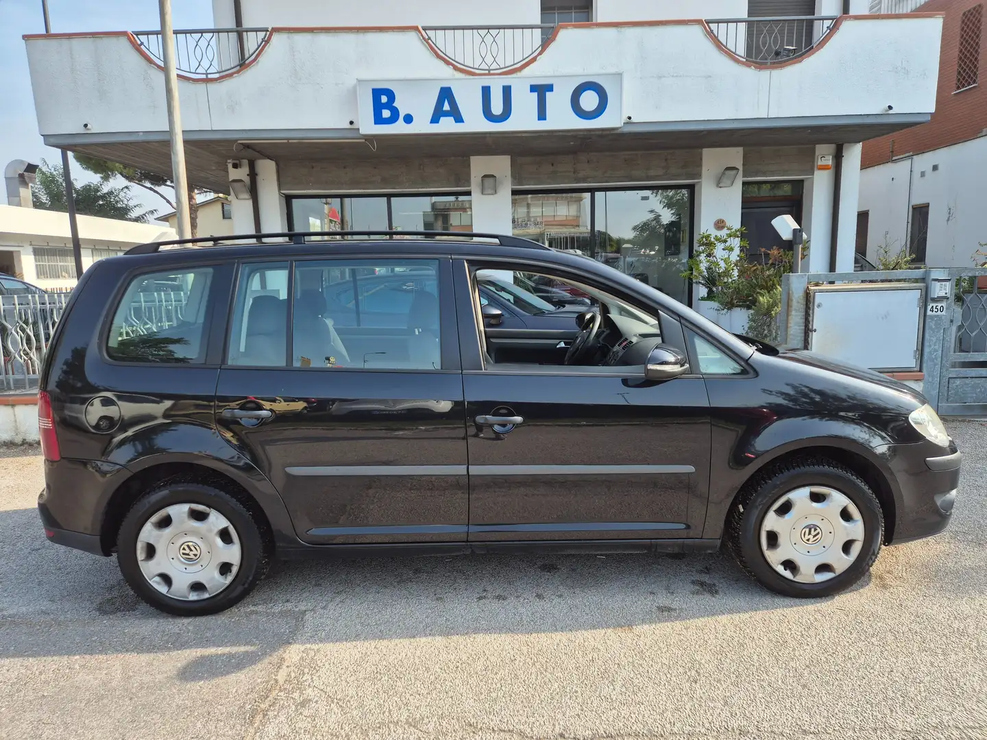 Volkswagen Touran Touran I 2007 1.4 tsi Trendline ecofuel 150cv Nero - 2