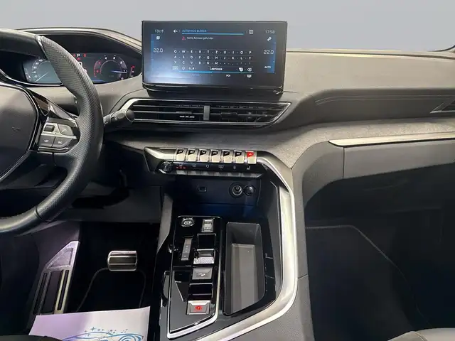 Peugeot 5008 view 14