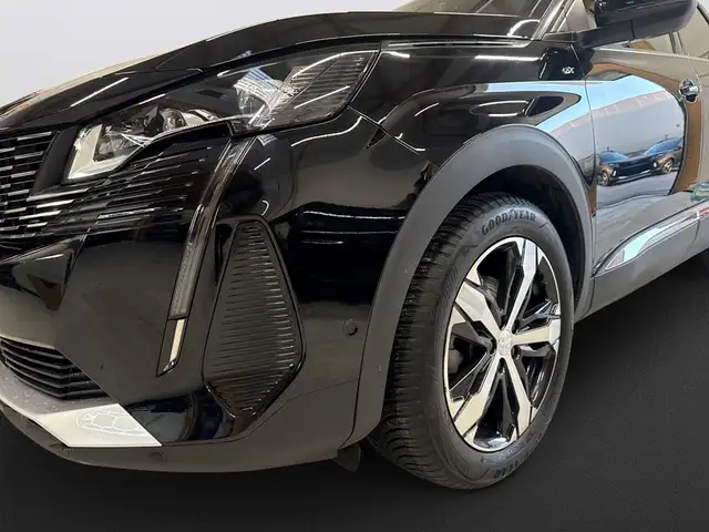 Peugeot 5008 view 11