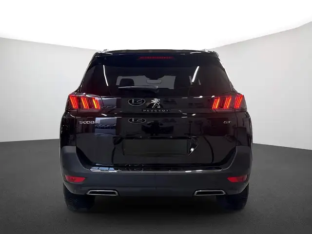 Peugeot 5008 view 4