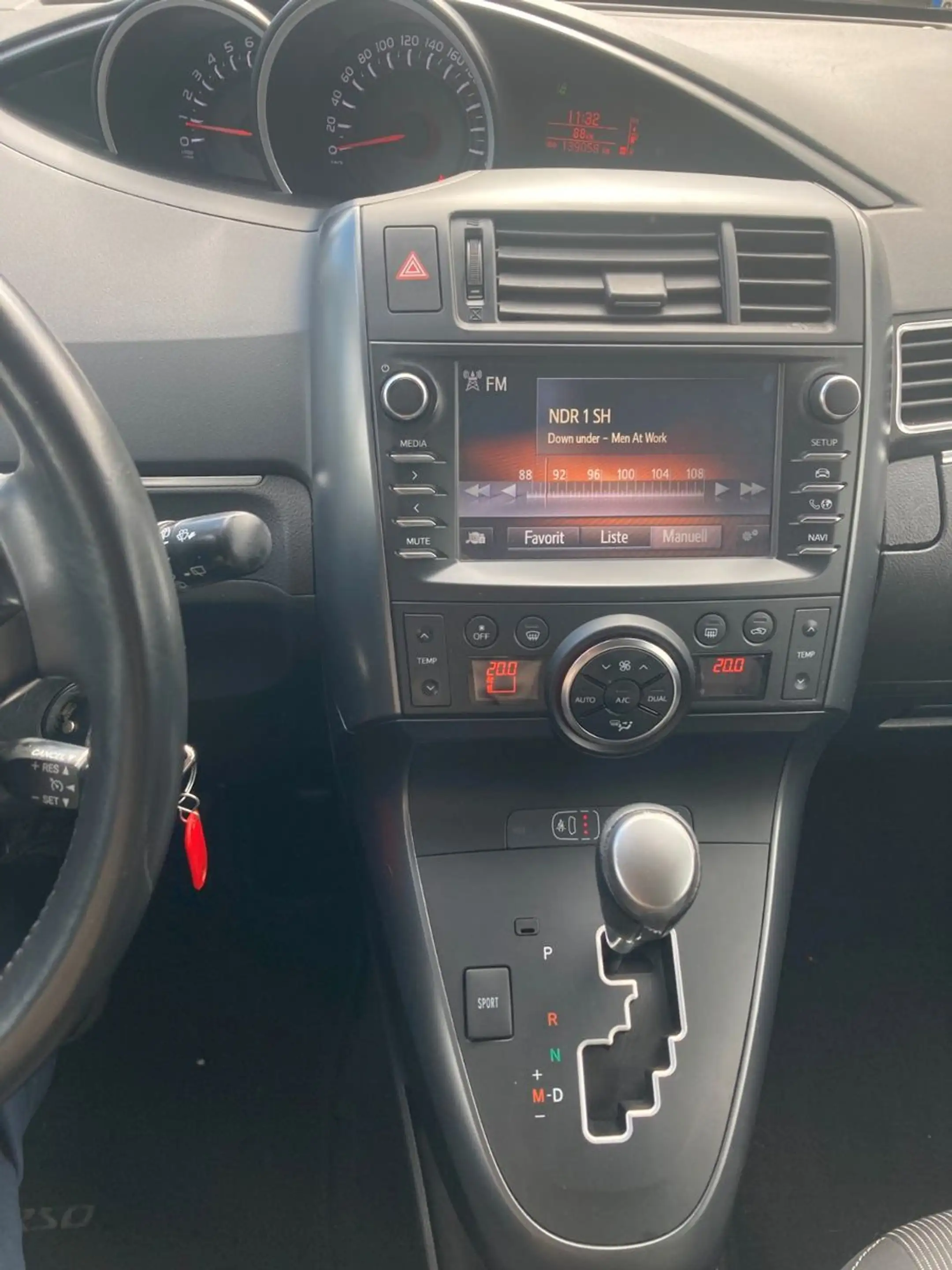 Toyota Verso Edition-S — photo 12