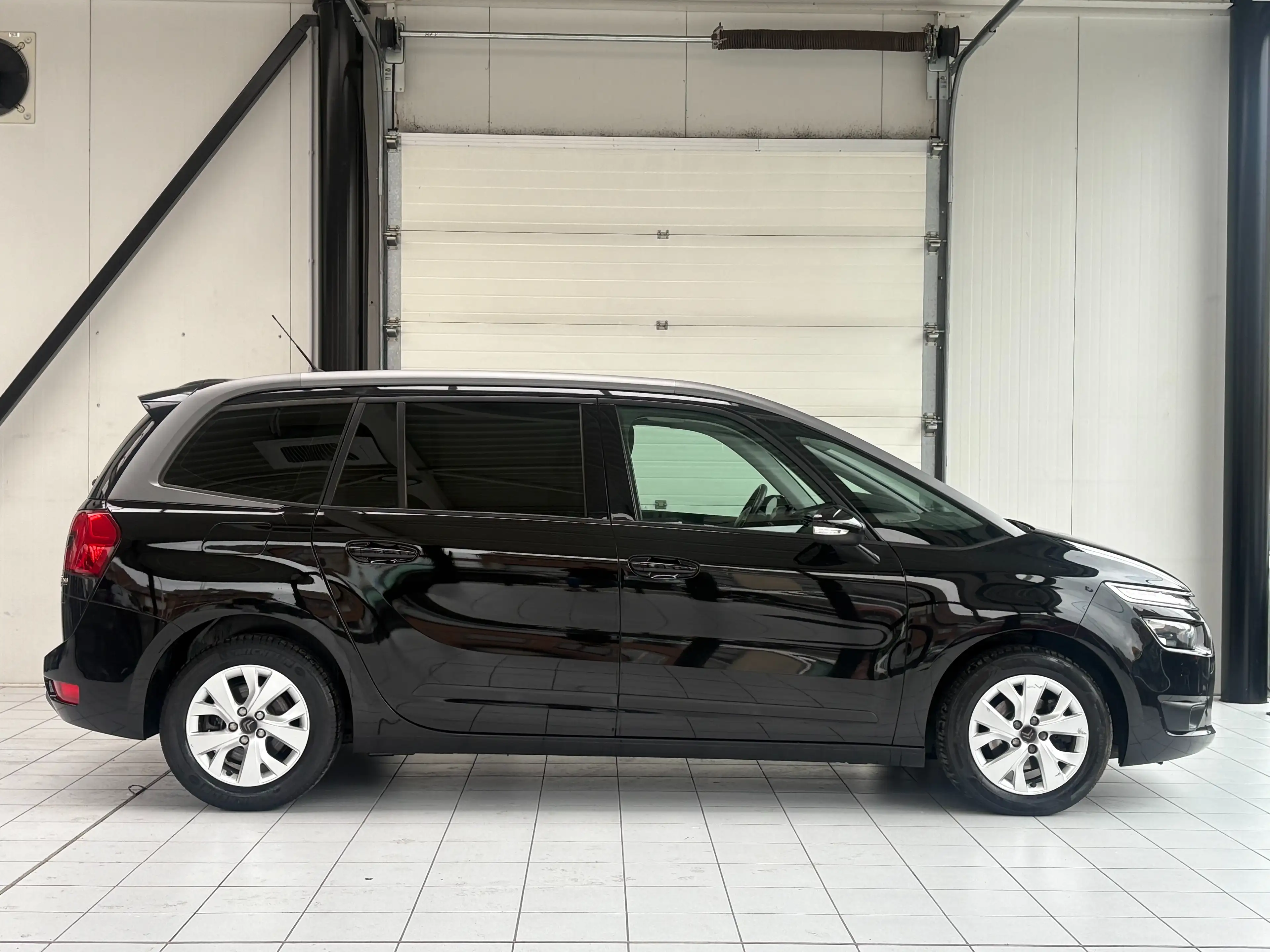 Citroen C4 Picasso C4 Picasso 1.6 HDi *7 PLACES * GPS * PDC * CARNET* — photo 6