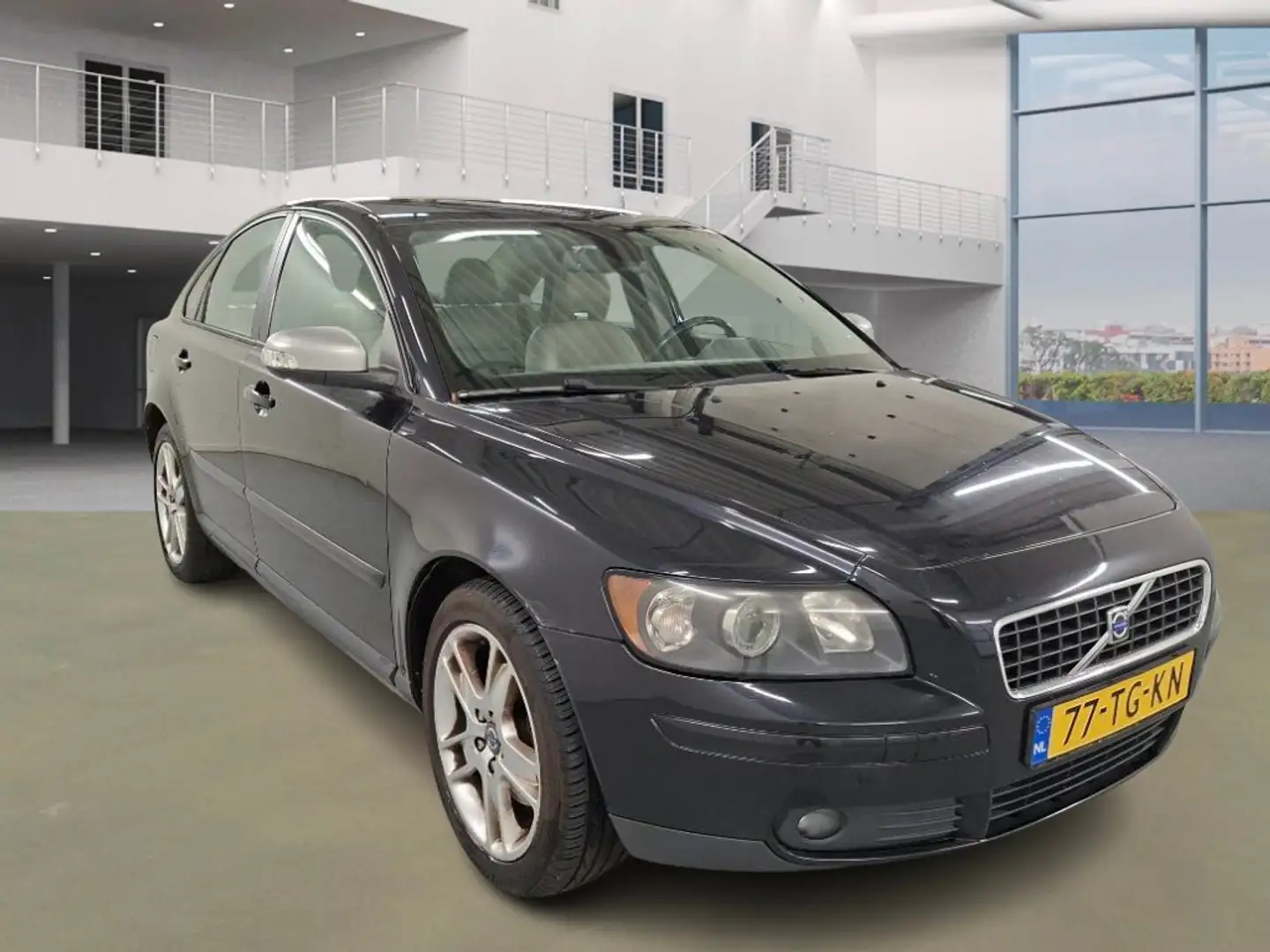 Volvo S40 2.0D Edition II Sport Zwart - 2