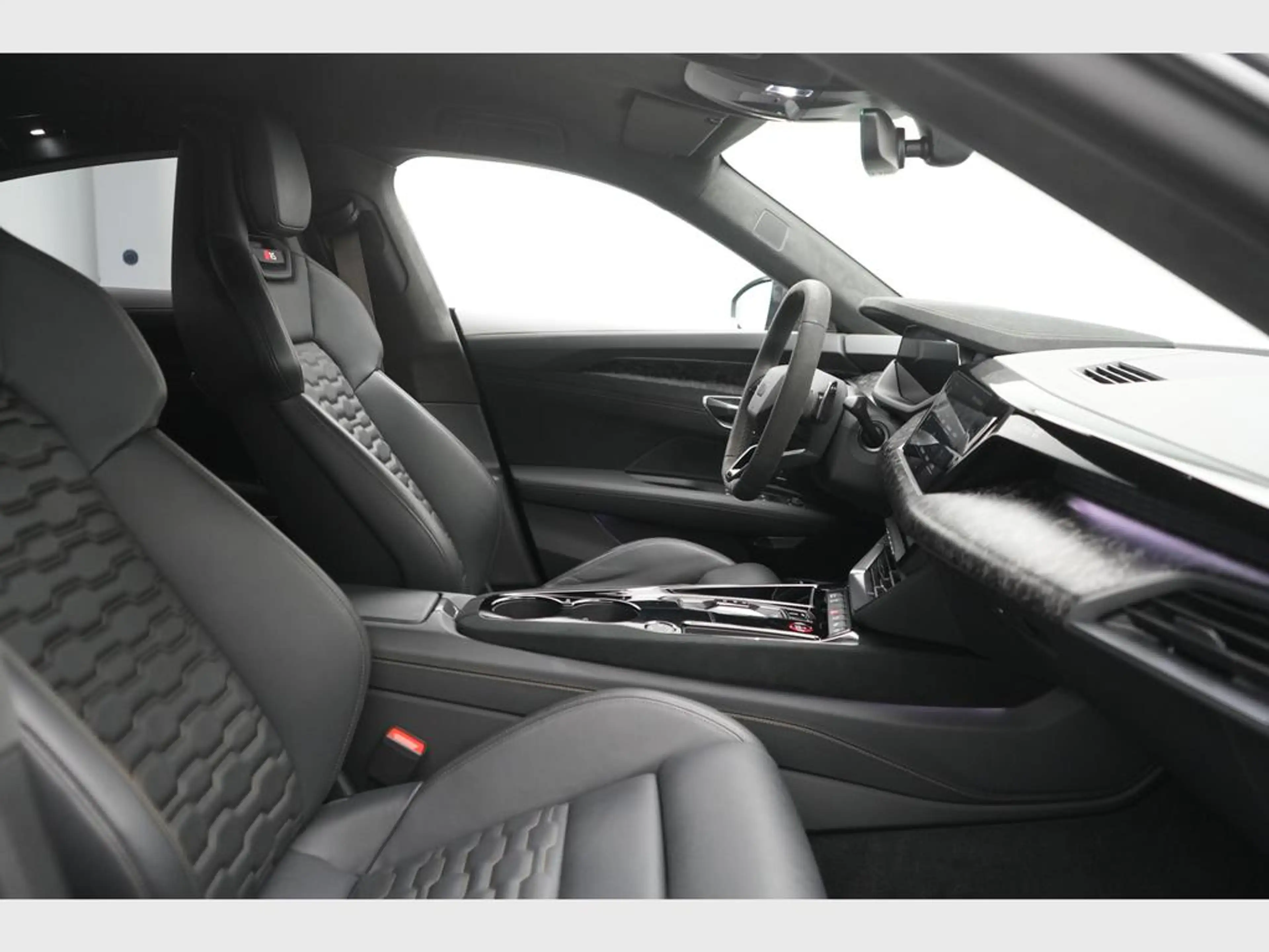 Audi RS e-tron GT GTRS Performance 912PK / Actieve luchtvering — photo 14