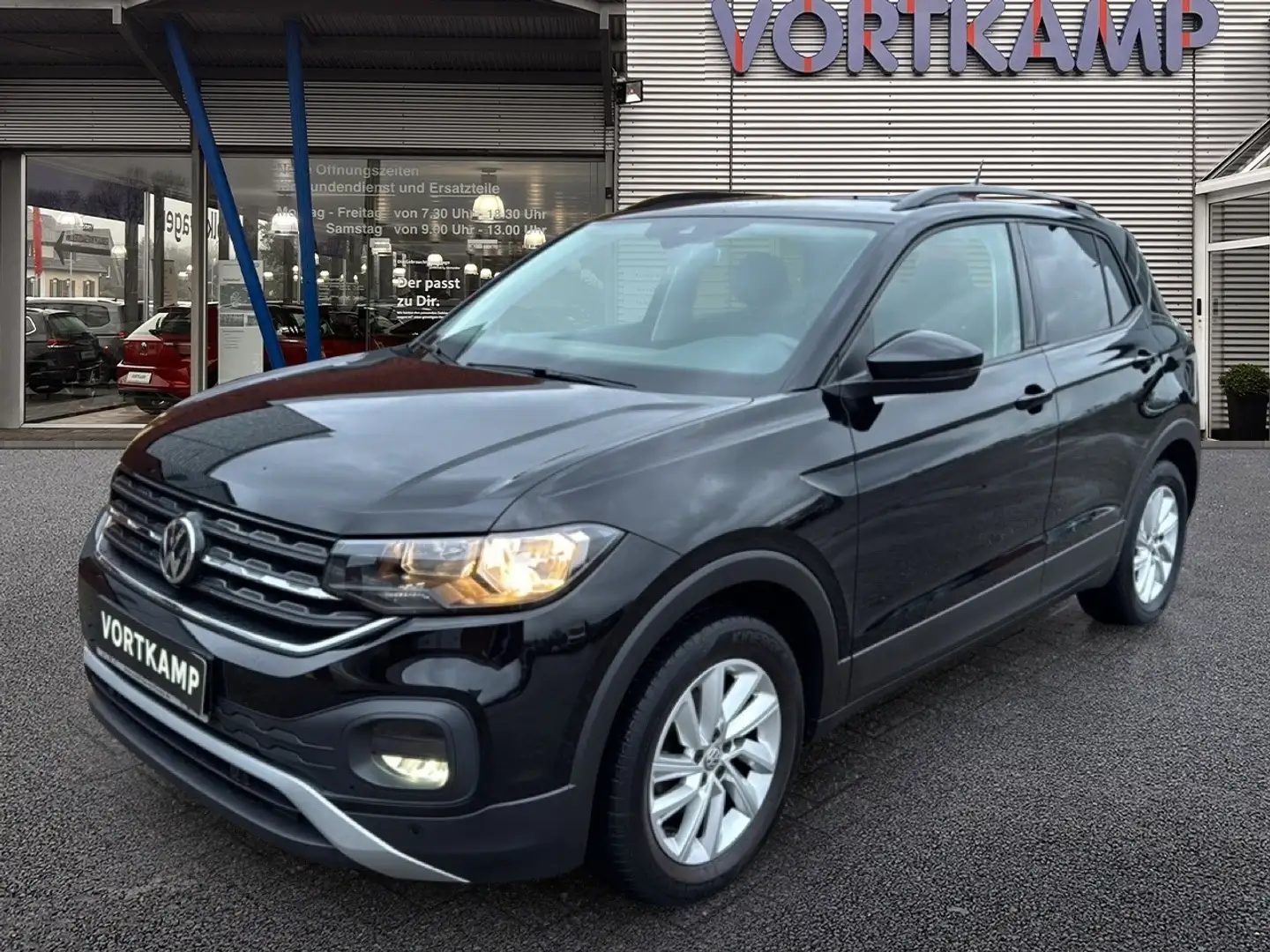 Volkswagen T-Cross Life Schwarz - 2