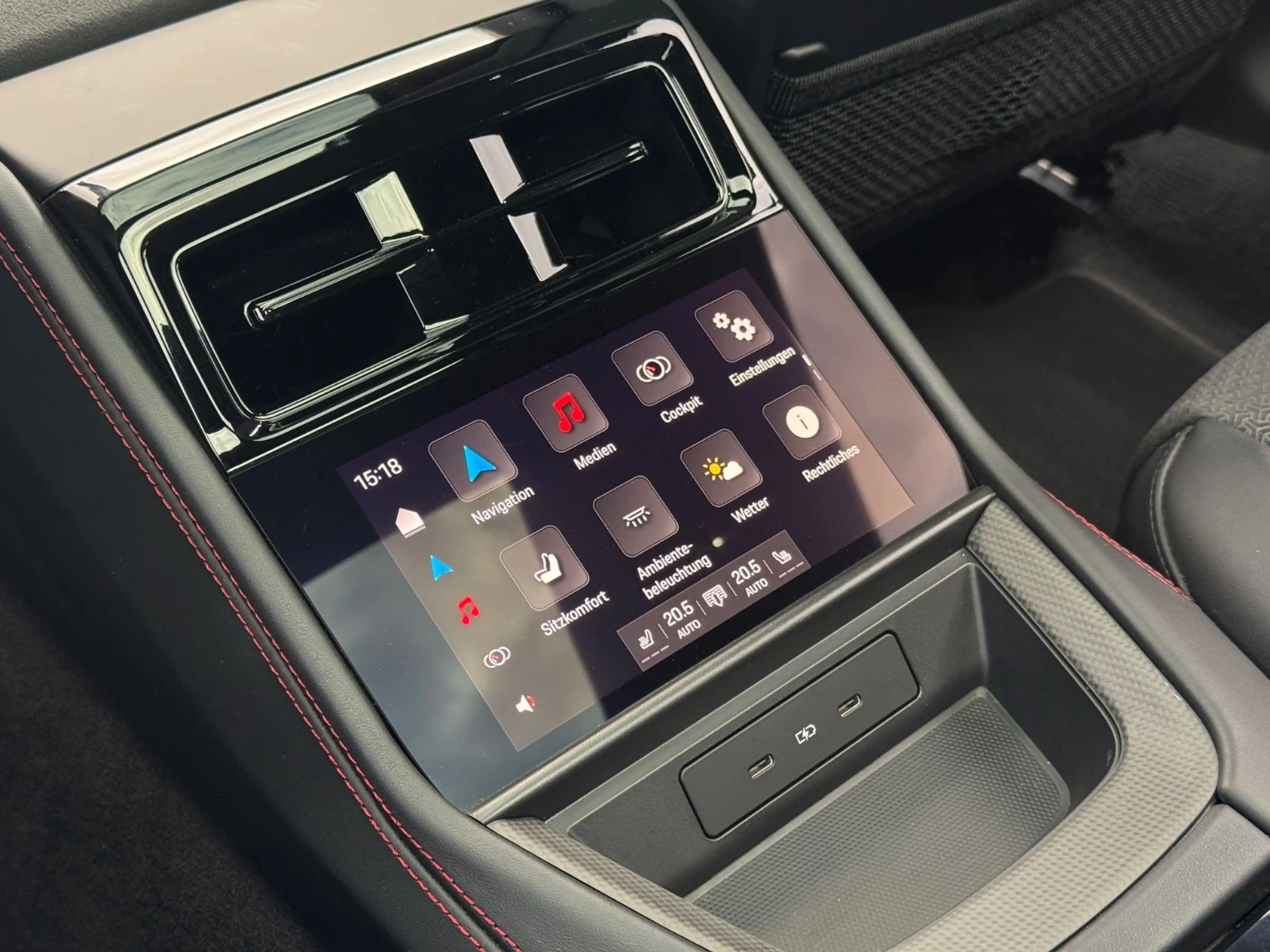 Porsche Panamera GTS *InnoDrive*Pano*PDLS+*Standheizung* — photo 20