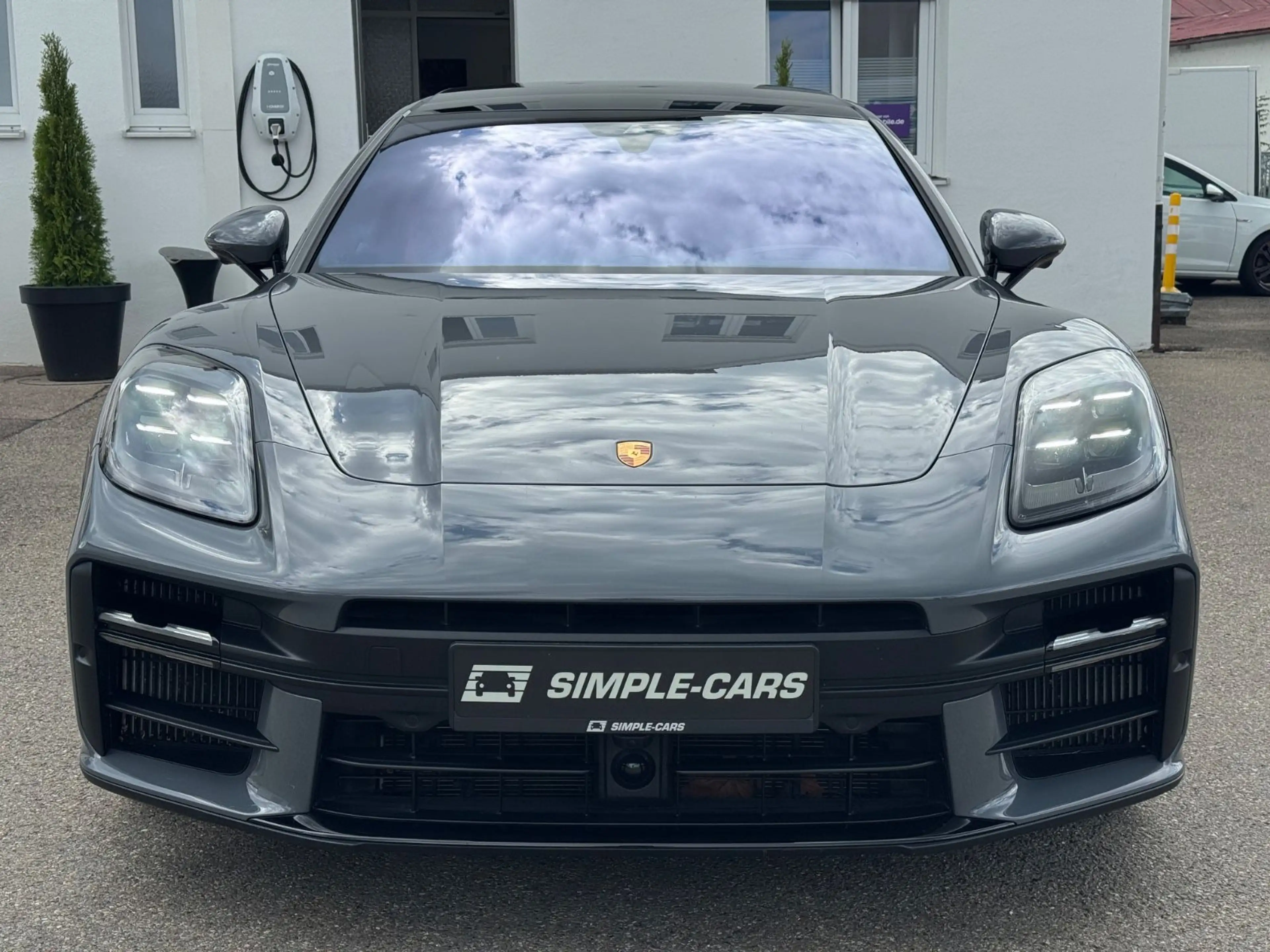 Porsche Panamera GTS *InnoDrive*Pano*PDLS+*Standheizung* — photo 2