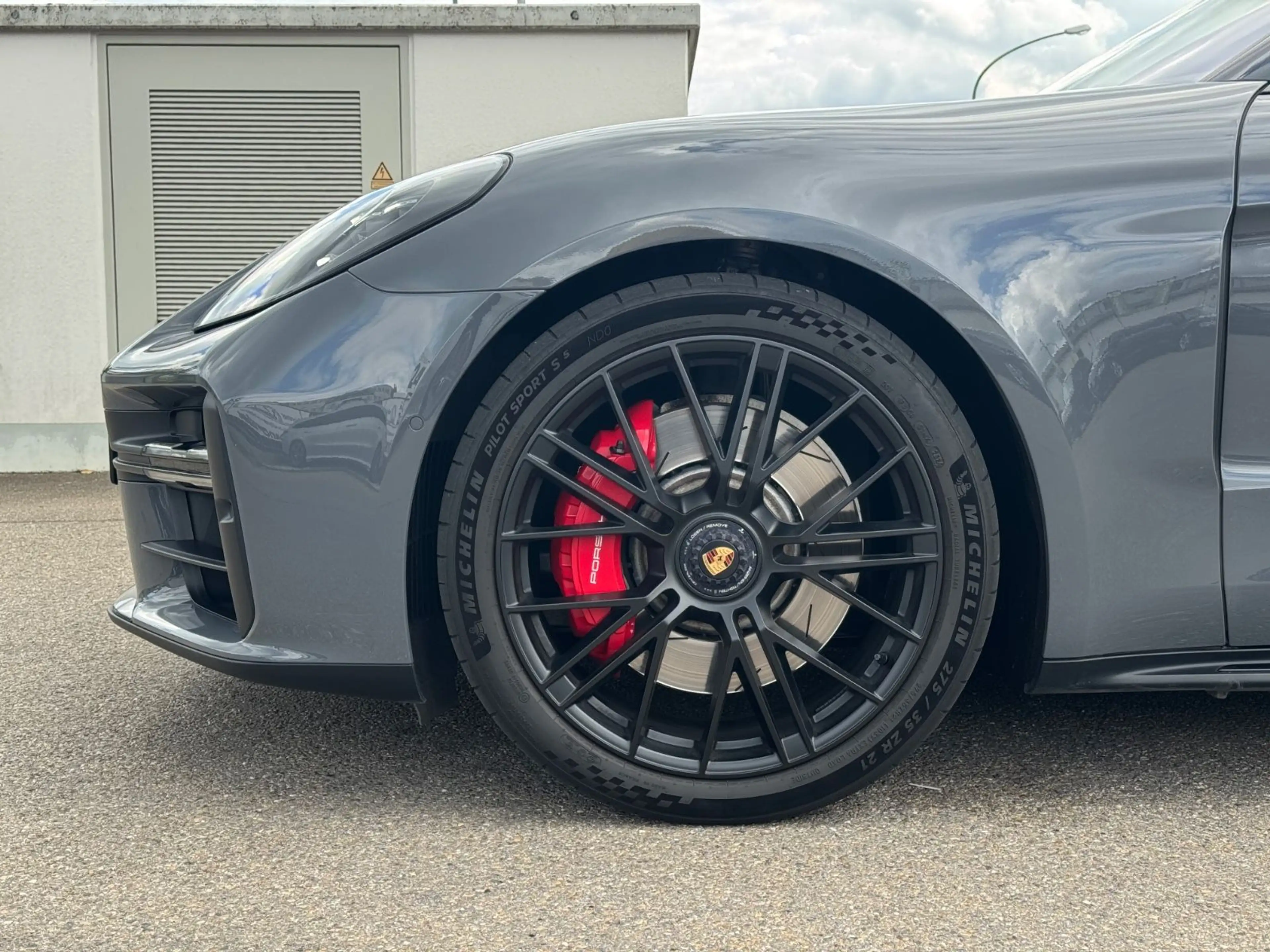Porsche Panamera GTS *InnoDrive*Pano*PDLS+*Standheizung* — photo 4