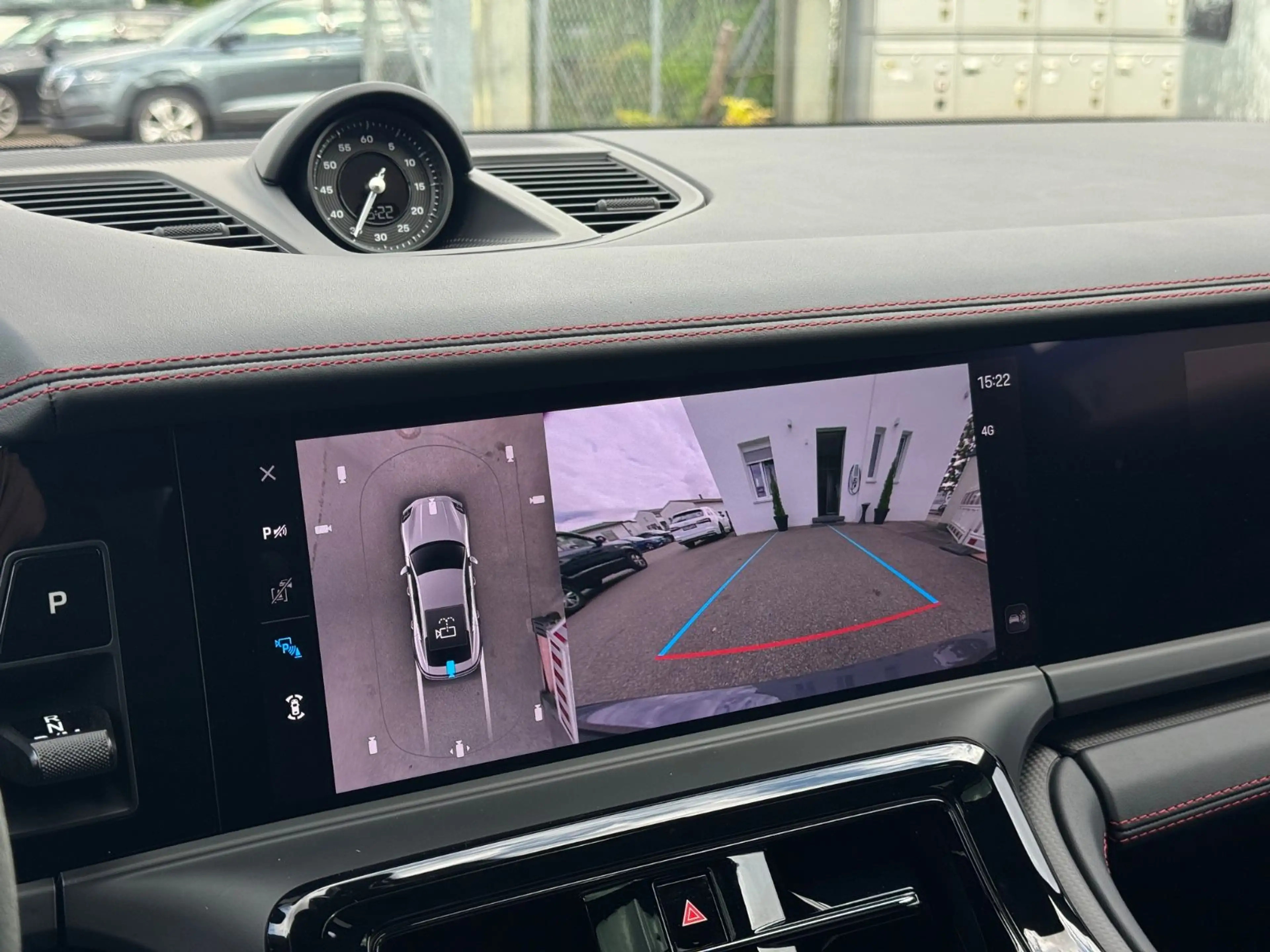 Porsche Panamera GTS *InnoDrive*Pano*PDLS+*Standheizung* — photo 16