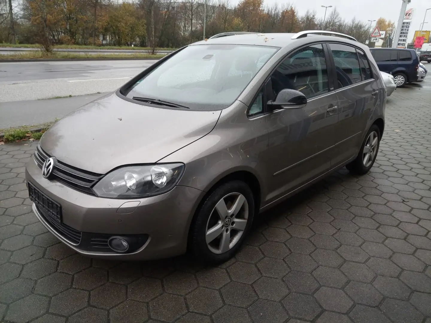 Volkswagen Golf Plus VI Style/AHK/HU neu Braun - 2