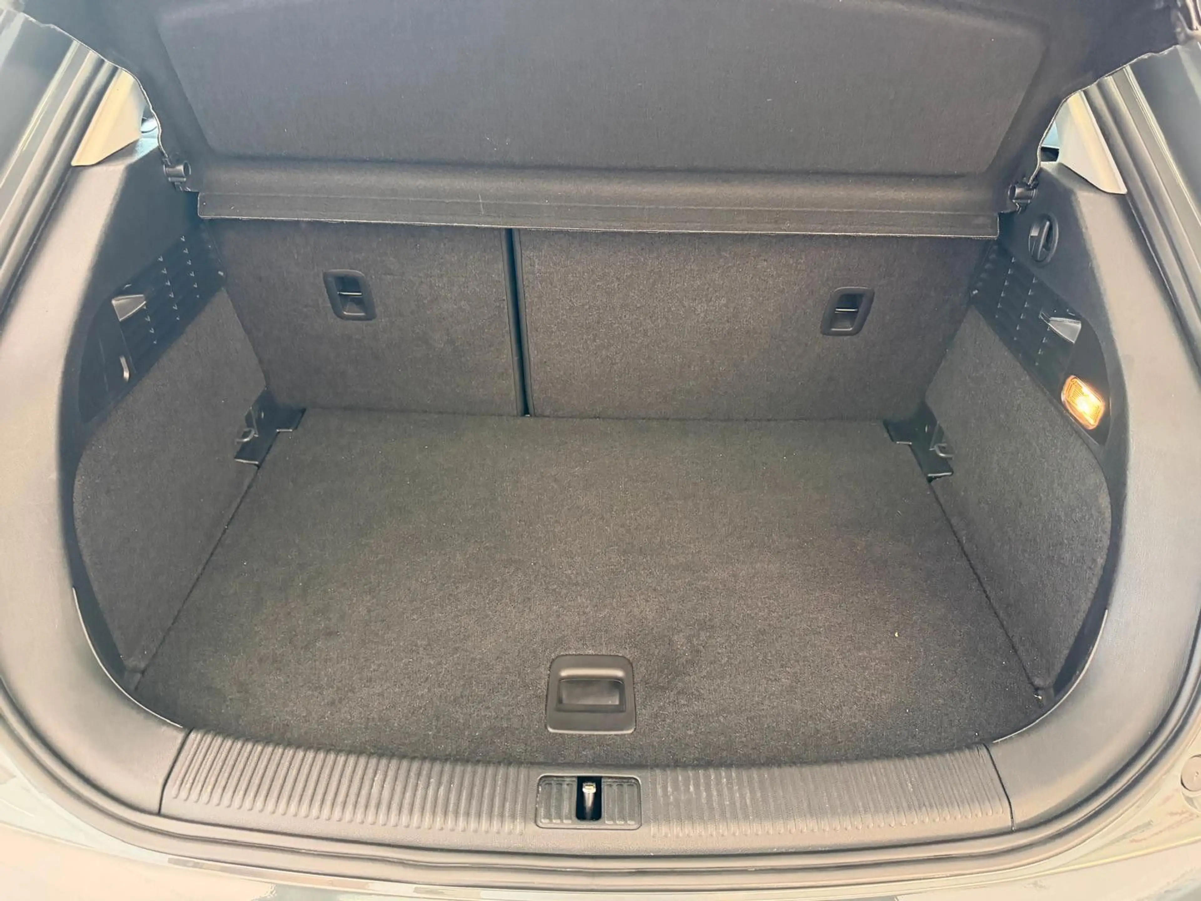 Audi A1 sport**NAVI**PDC** — photo 12