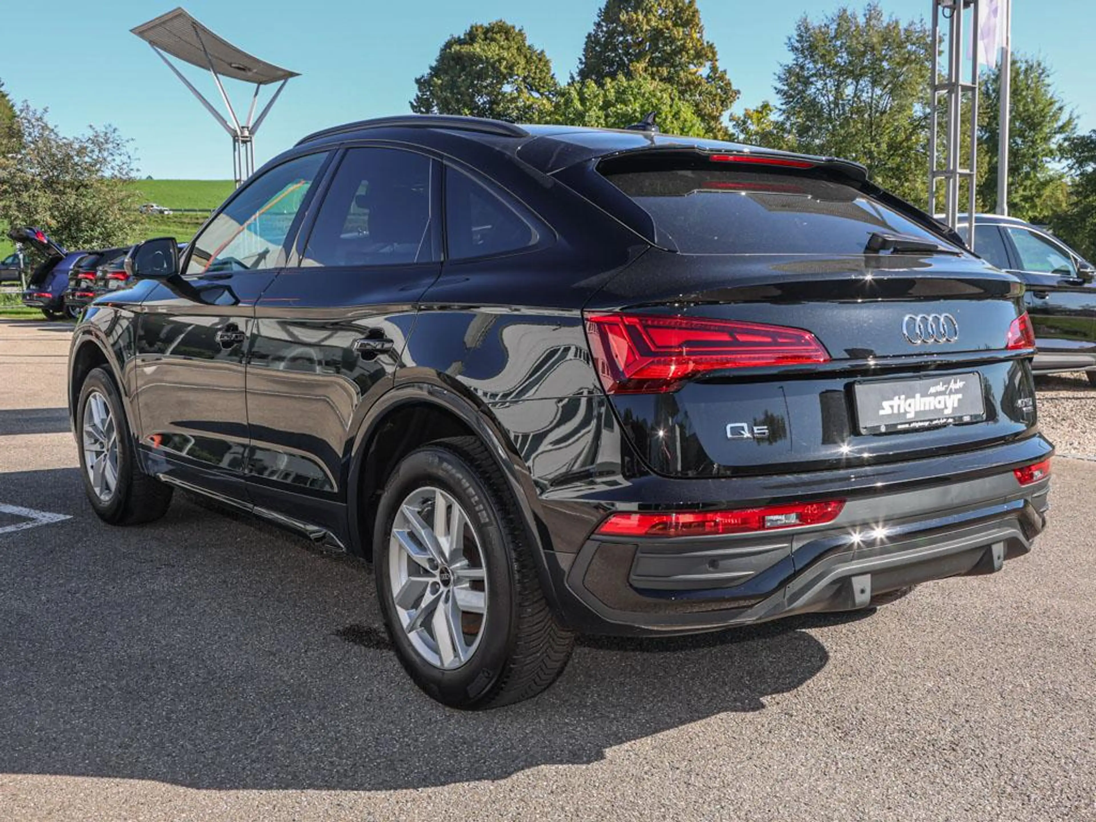 Audi Q5 Sportback advanced 40TDI quattro LED+NAV+PANO — photo 2