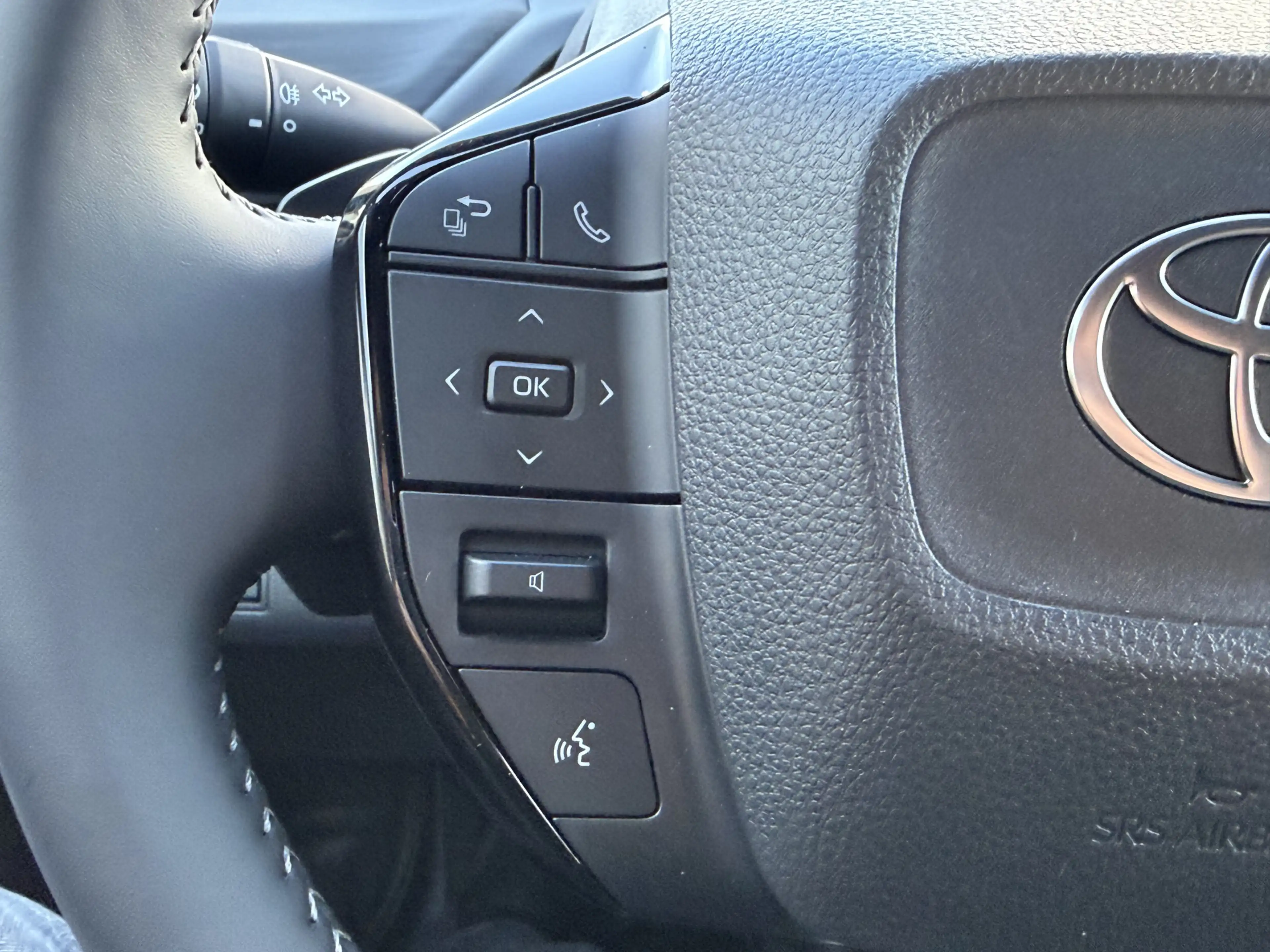 Toyota C-HR+ First Edition 77 kWh Demo Stoel Stuur Verwarming W — photo 17