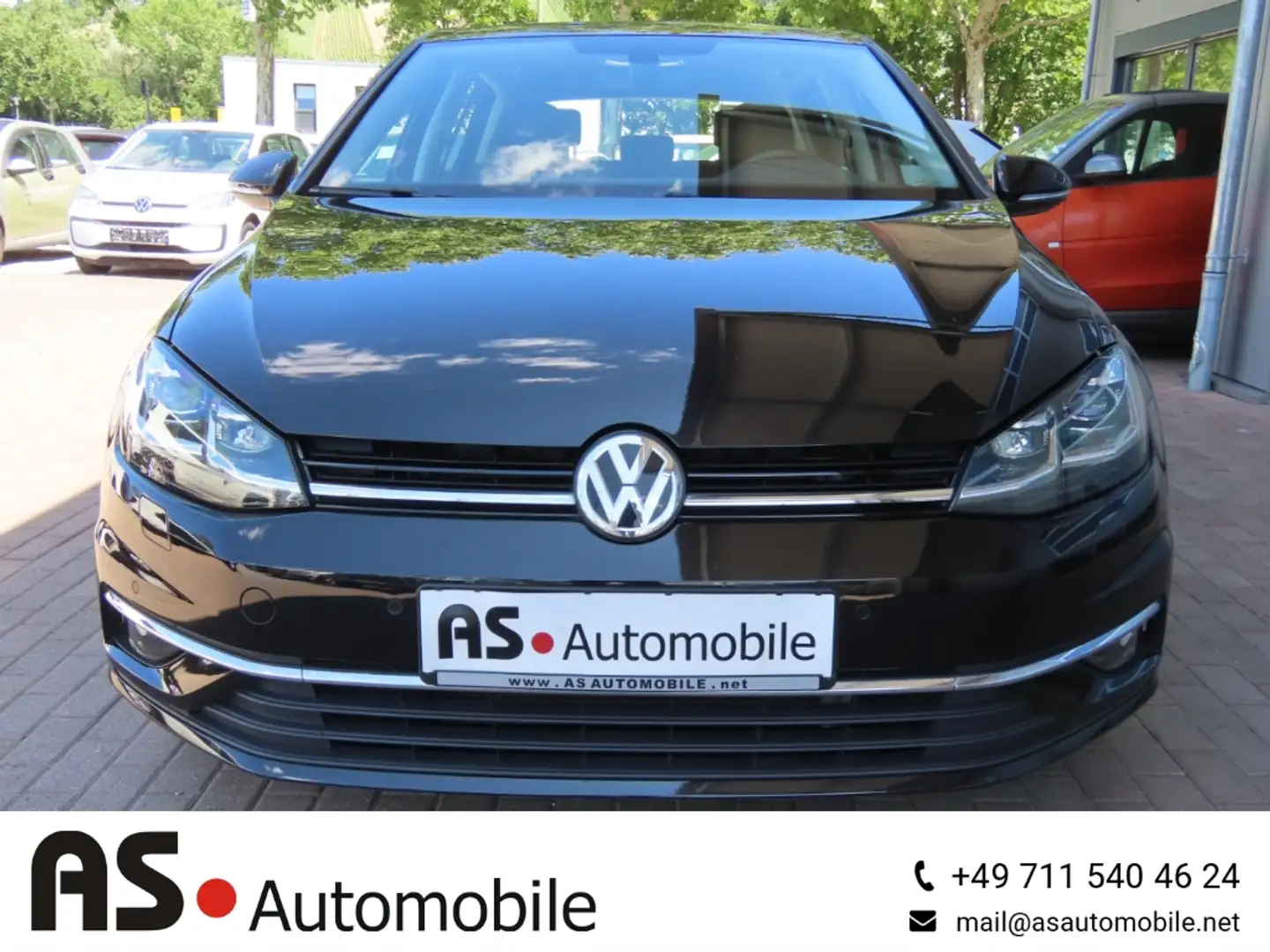 Volkswagen Golf VII Highline 1.5 TSI 2.Hd*Navi*LED*SHZ*PDC Black - 2