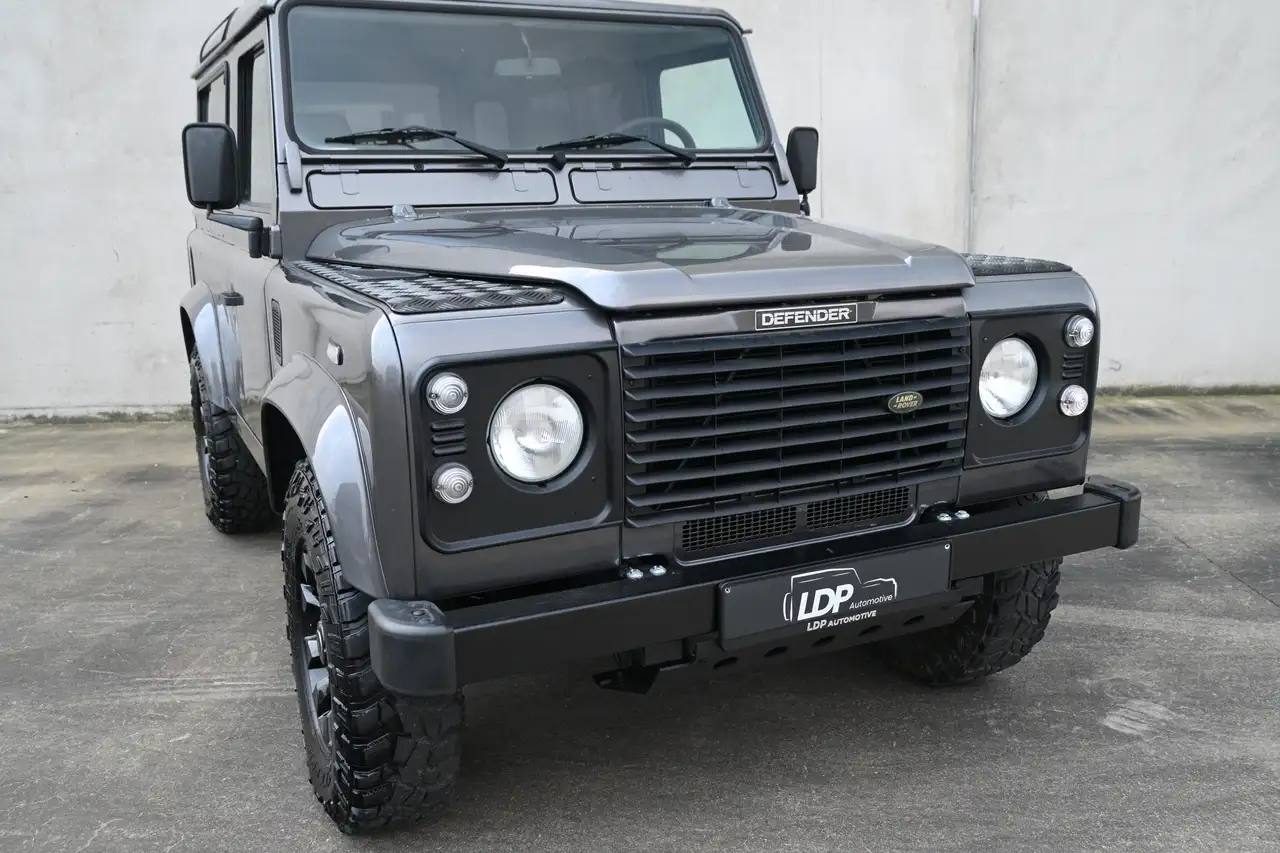 Land Rover Defender 2.5 Turbo Td5 Lichte vracht — foto 3